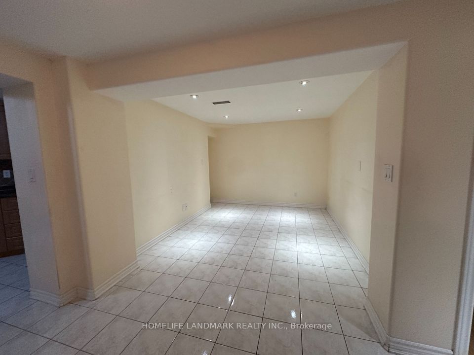#Basement - 268 Bristol Road, Mississauga, ON L5R 2G9