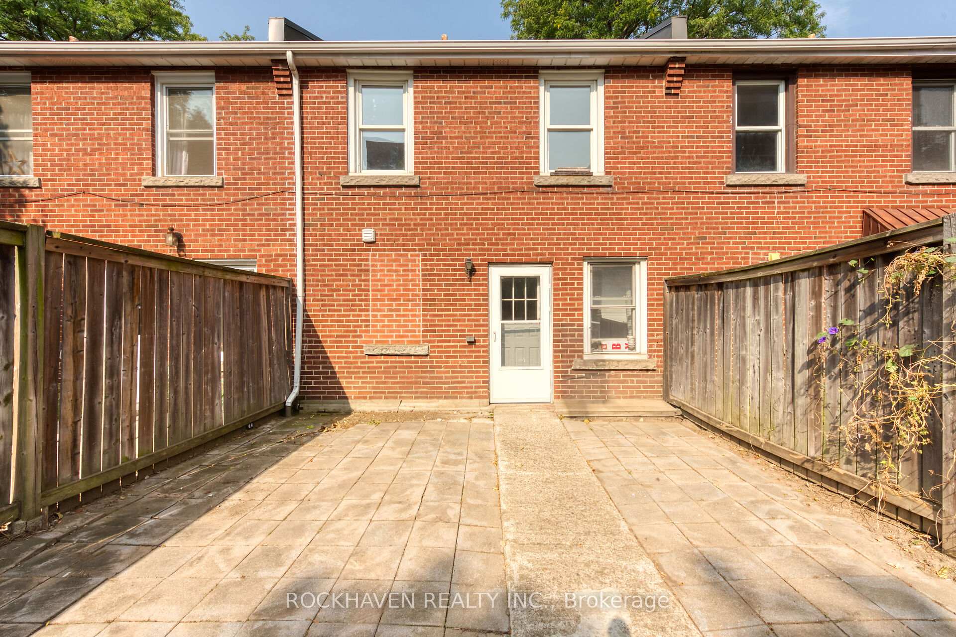 2 Bedrooms Other at 36 Macklin,  Hamilton For sale