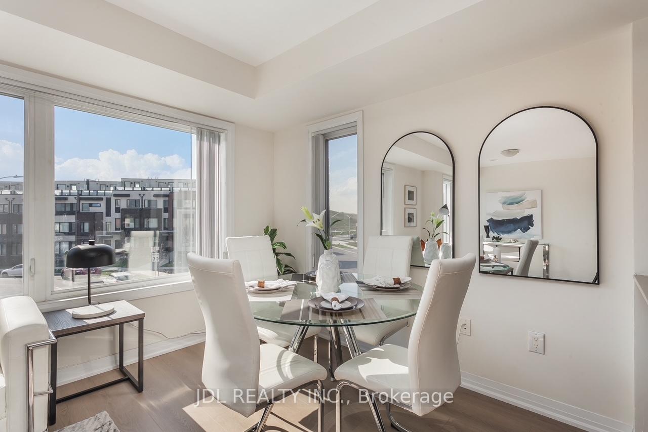 2 Bedrooms Condo at 175 William Duncan Rd,  Toronto For sale