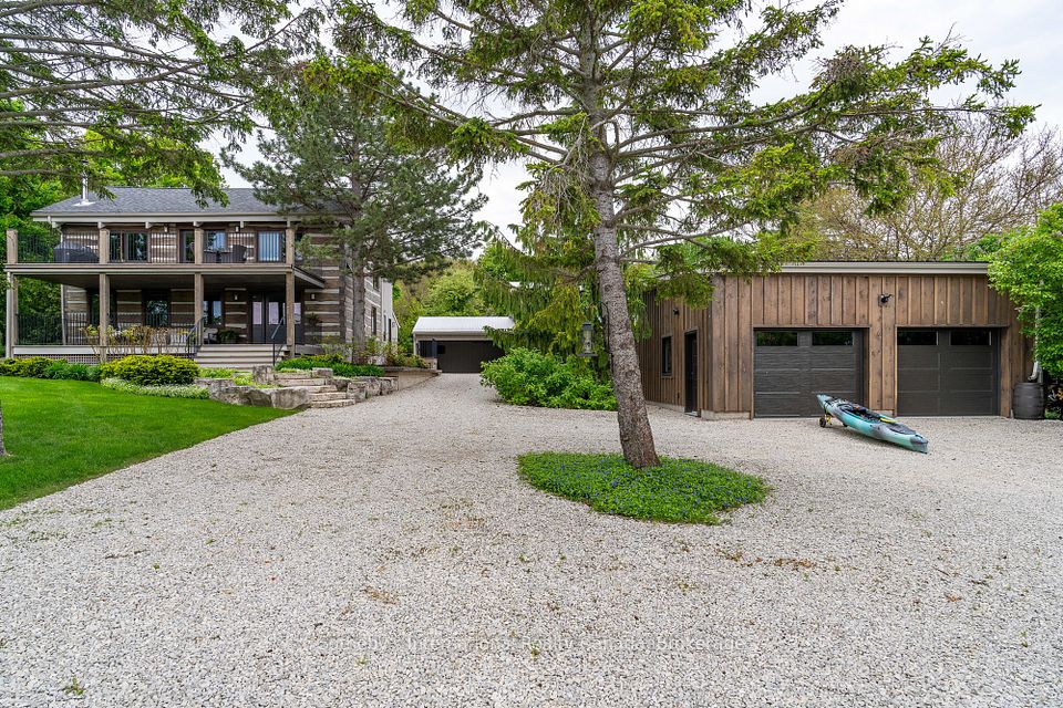 116 Lakeshore Road, Blue Mountains, ON L9Y 0N2