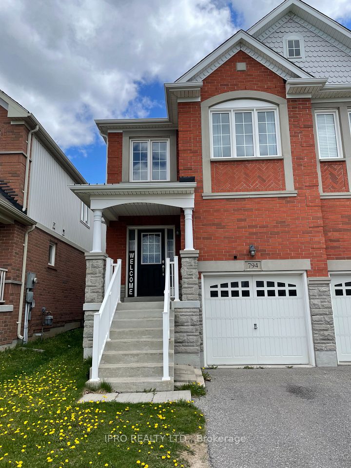 794 McCue Drive, Oshawa, ON L1K 0R1