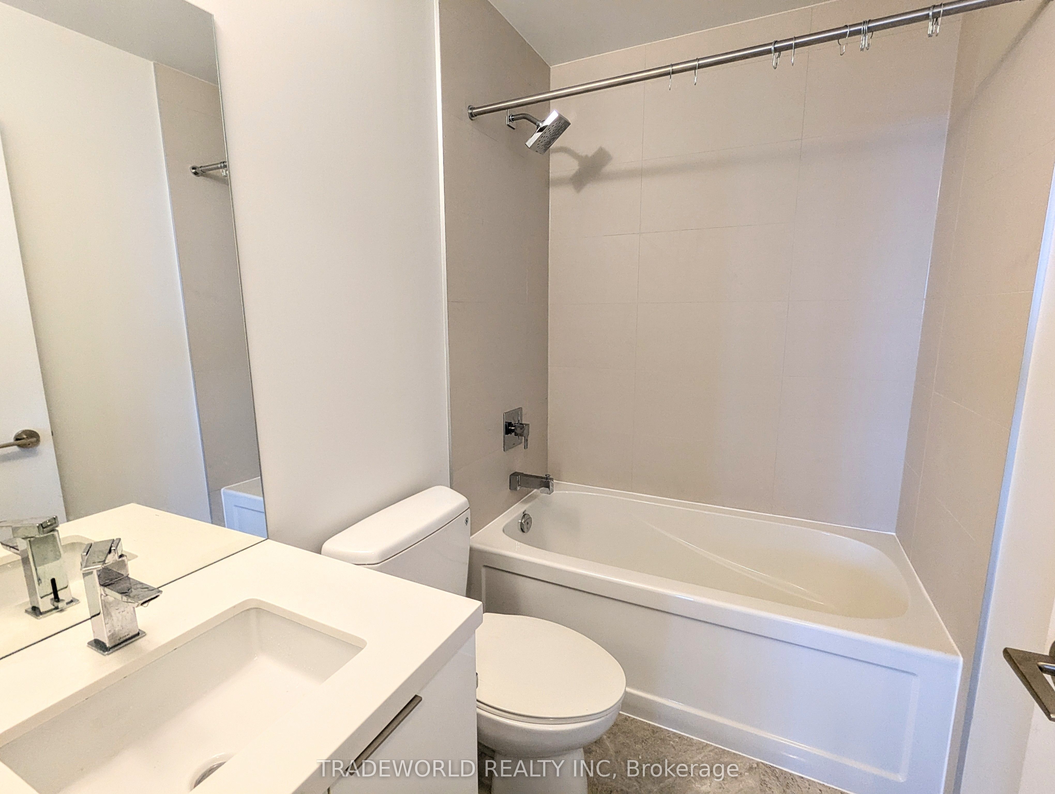 8 Eglinton Avenue E, #4212