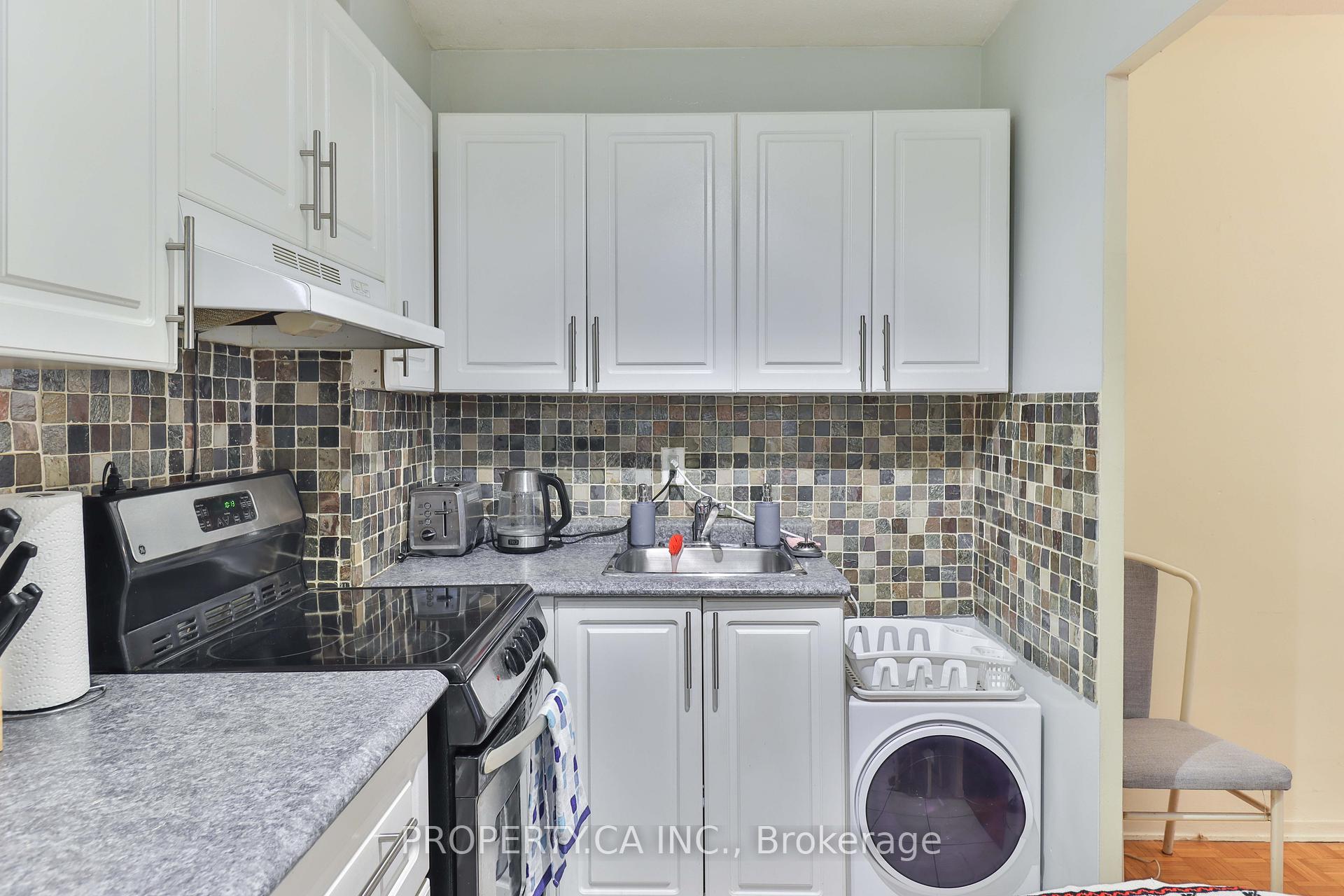 2 Bedrooms Co-op at 3625 Lakeshore, Toronto For sale