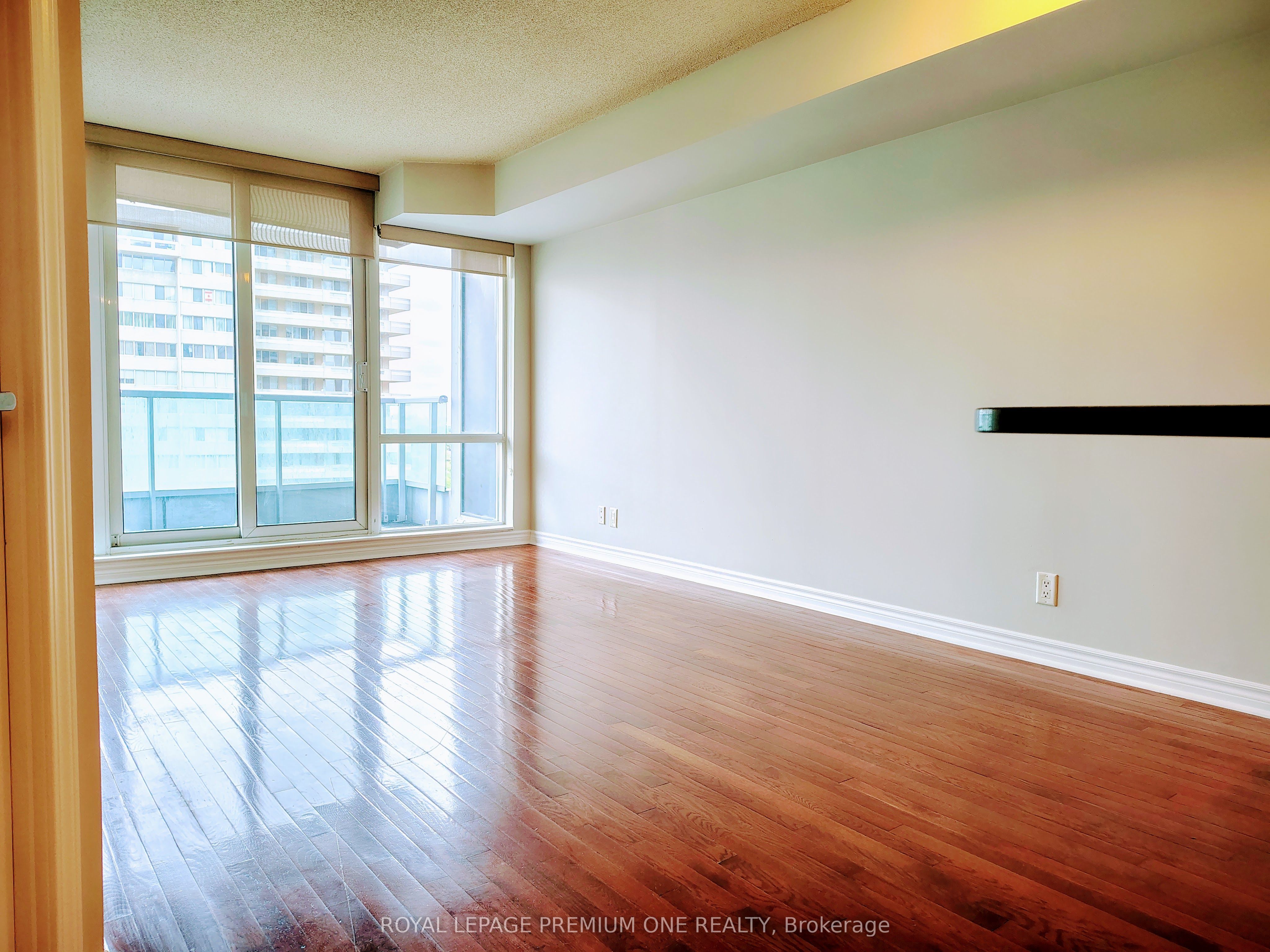 1 Elm Drive W, #1301