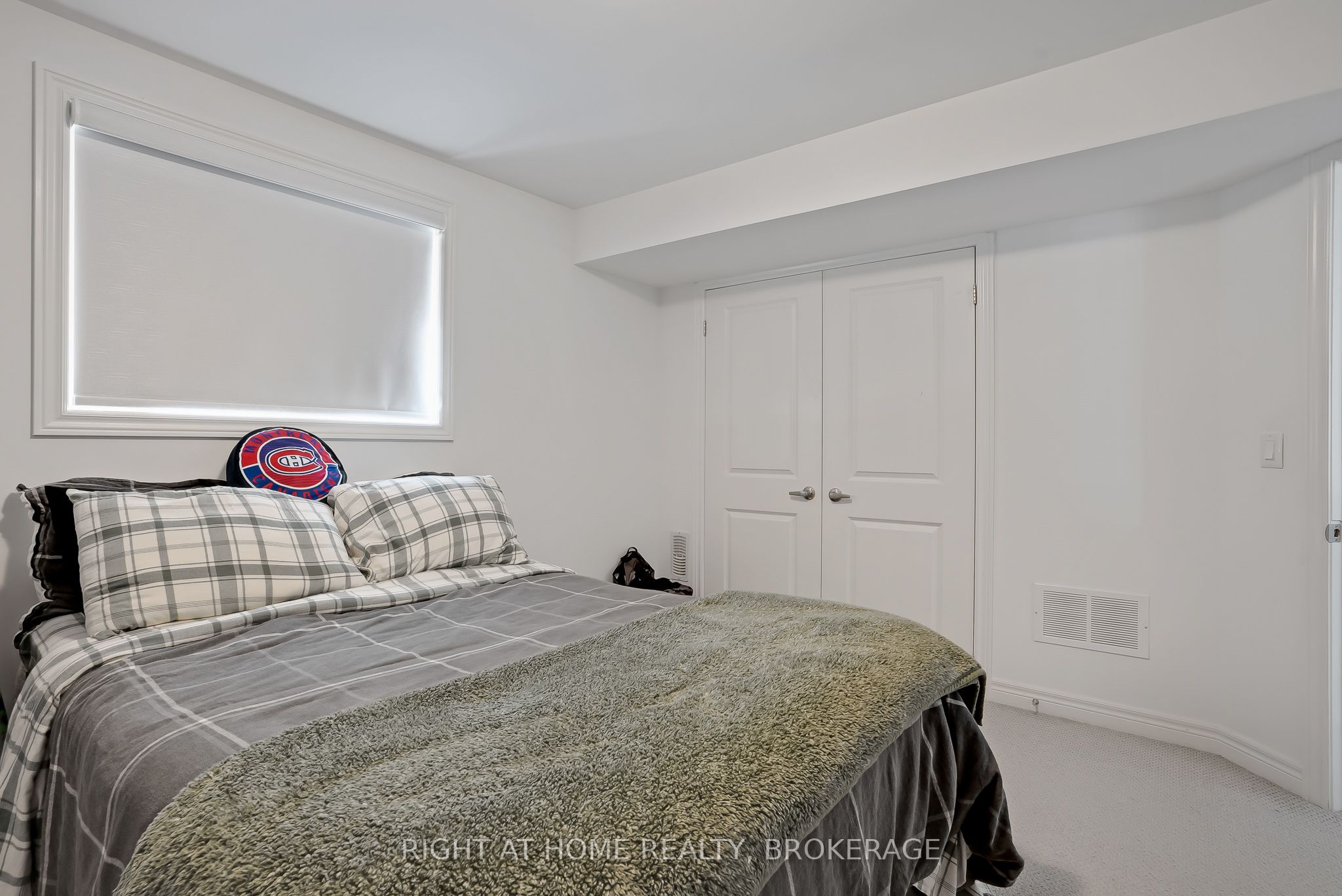 19 Robarts Drive