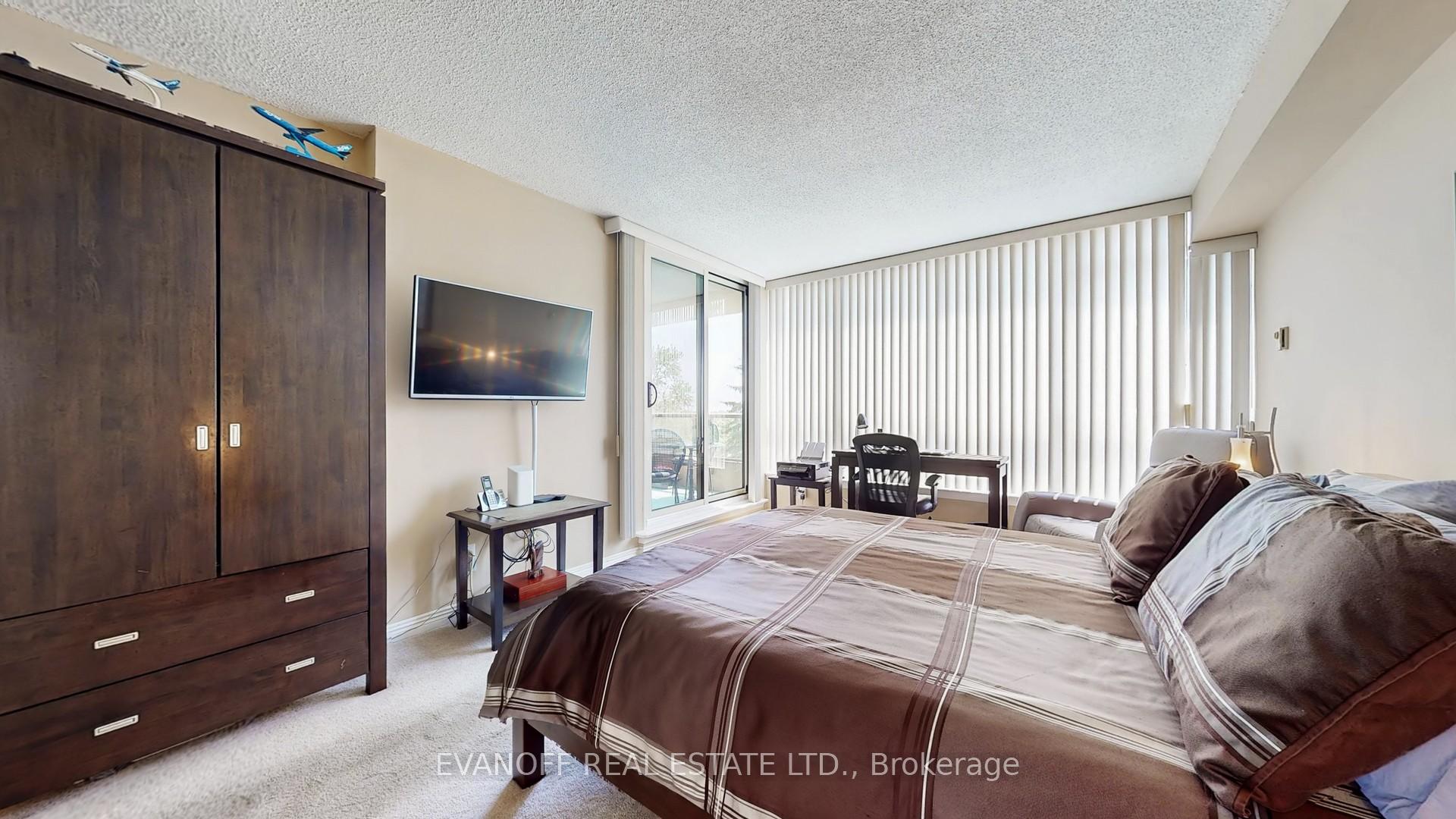3 Bedrooms Condo at 20 Guildwood, Toronto For sale