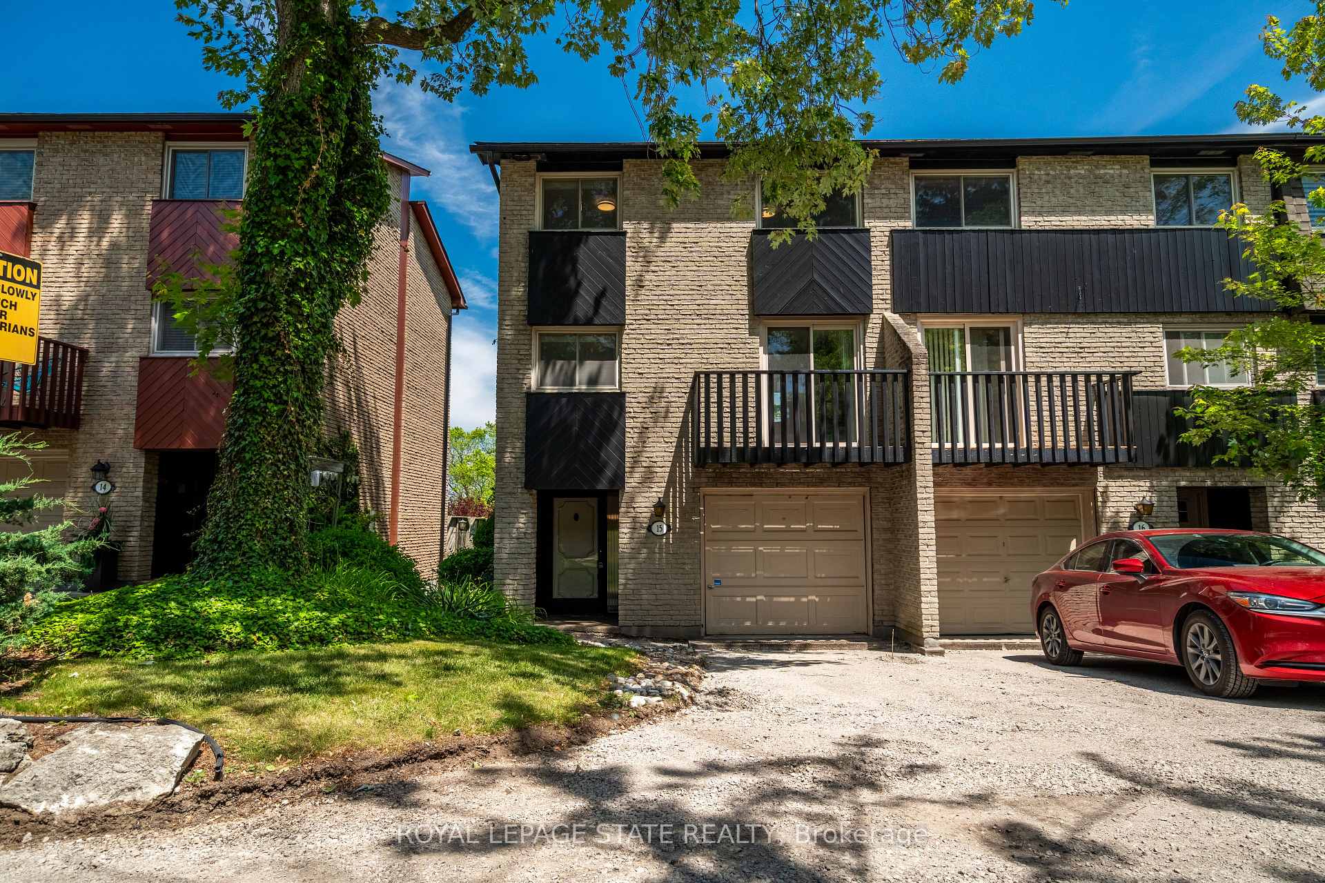 4 Bedrooms Condo at 1967 Main, Hamilton For sale