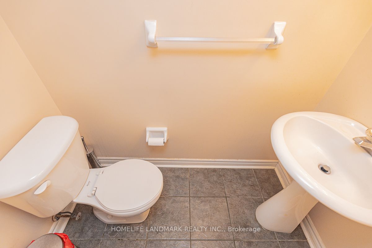 4 William Poole Way, #14