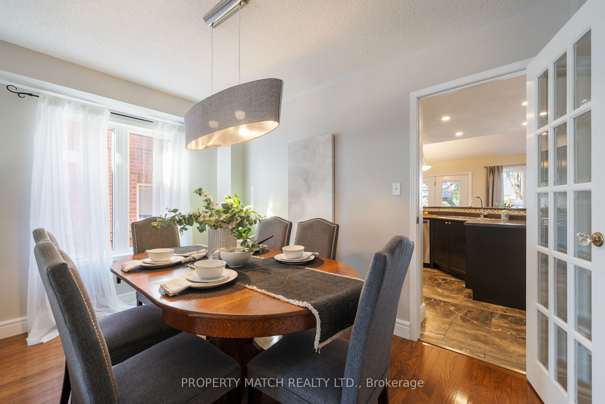 3122 Country Lane