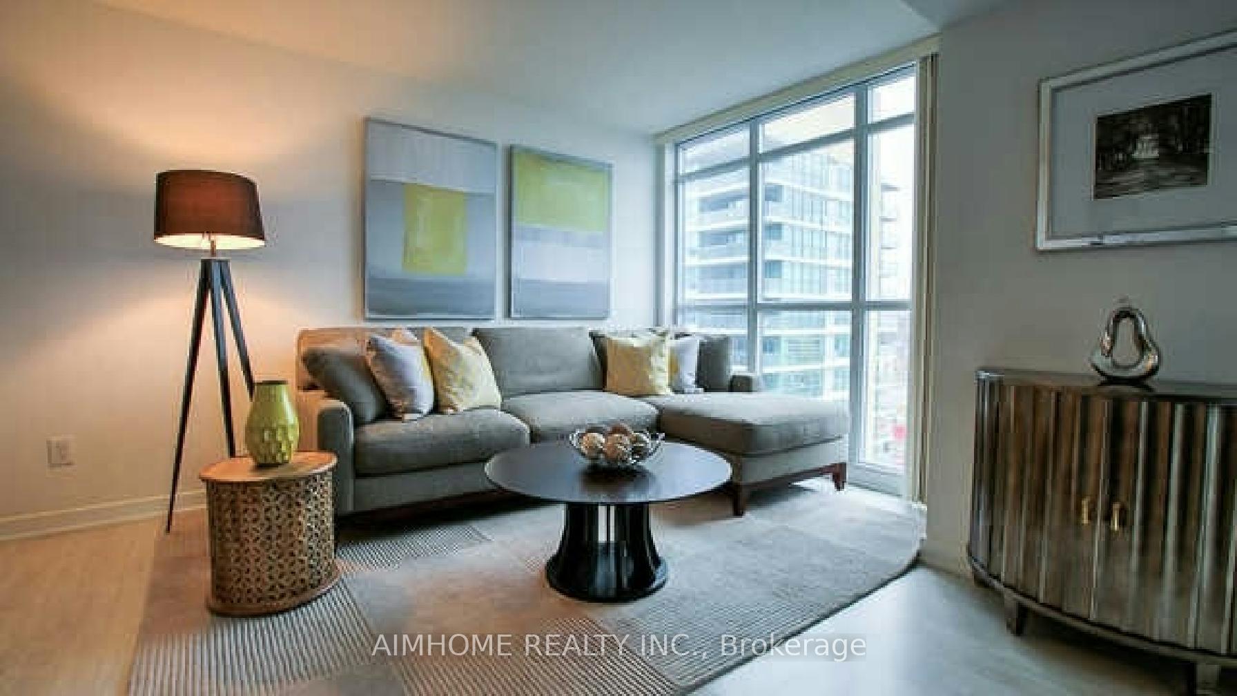 3 Bedrooms Condo at 19 Singer, Toronto For sale