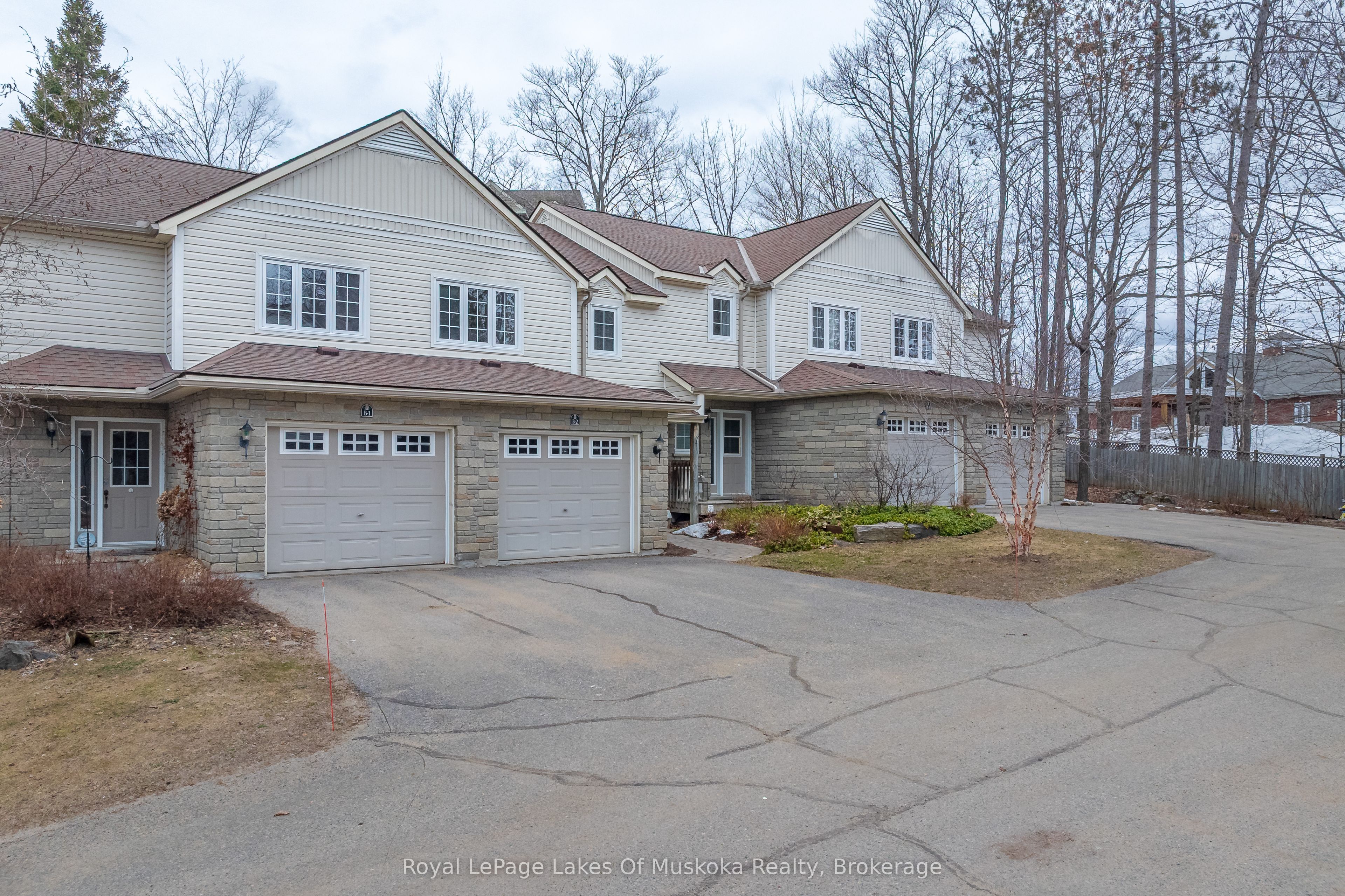 #B2 - 20 Dairy Lane, Huntsville, ON P1H 2L1