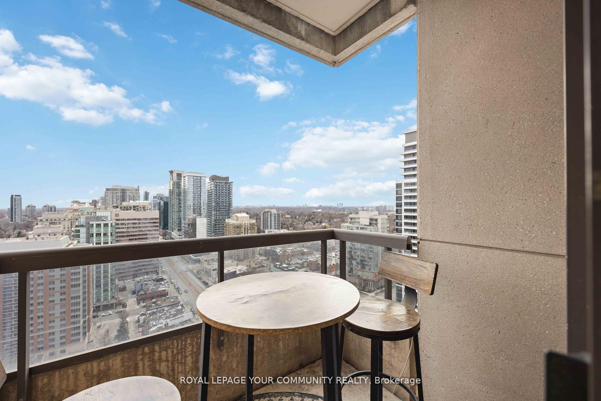 2 Bedrooms Condo at 5 Northtown, Toronto For sale