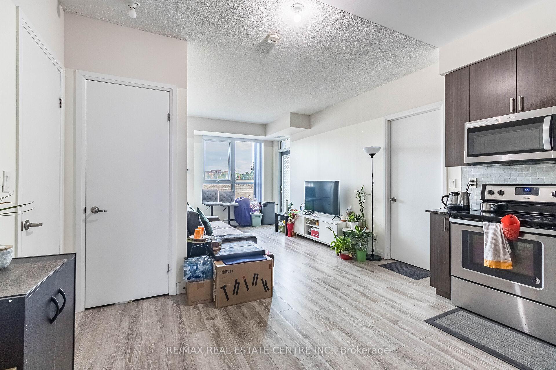 2 Bedrooms Condo at 22 East Haven,  Toronto For sale