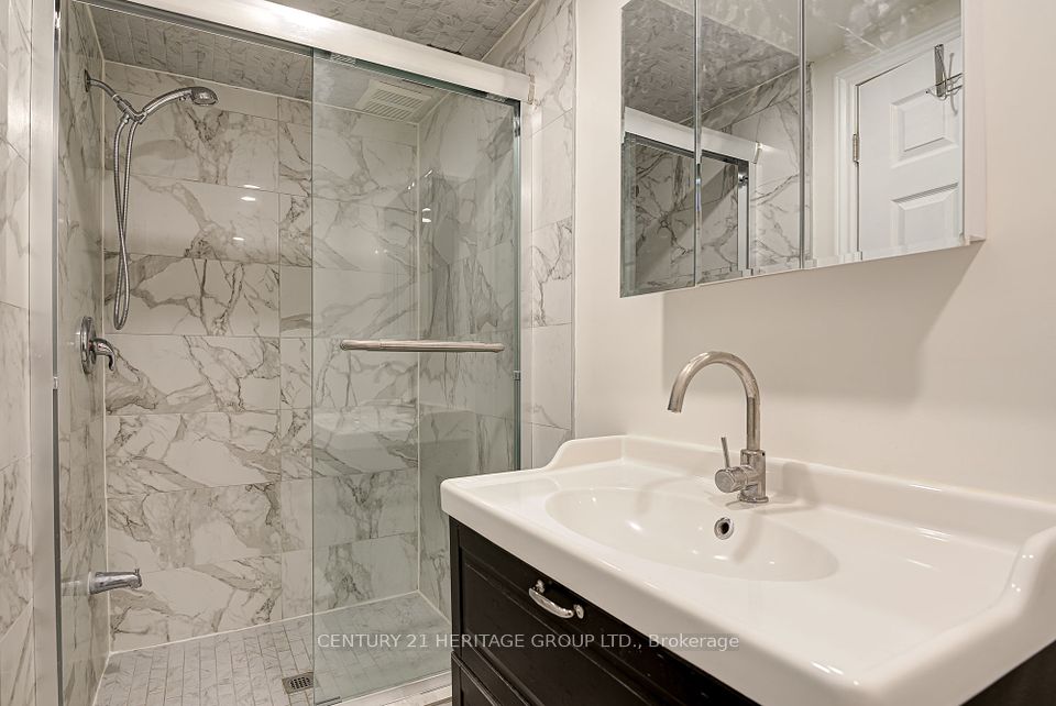 139 Strathcona