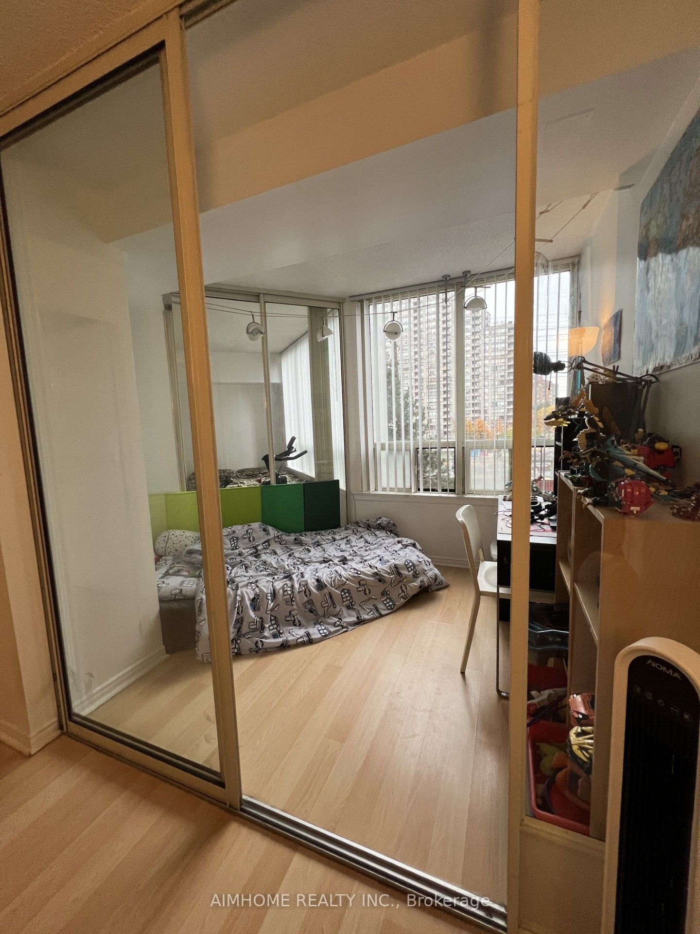 #310 - 7 Bishop Avenue, Toronto, ON M2M 4J4