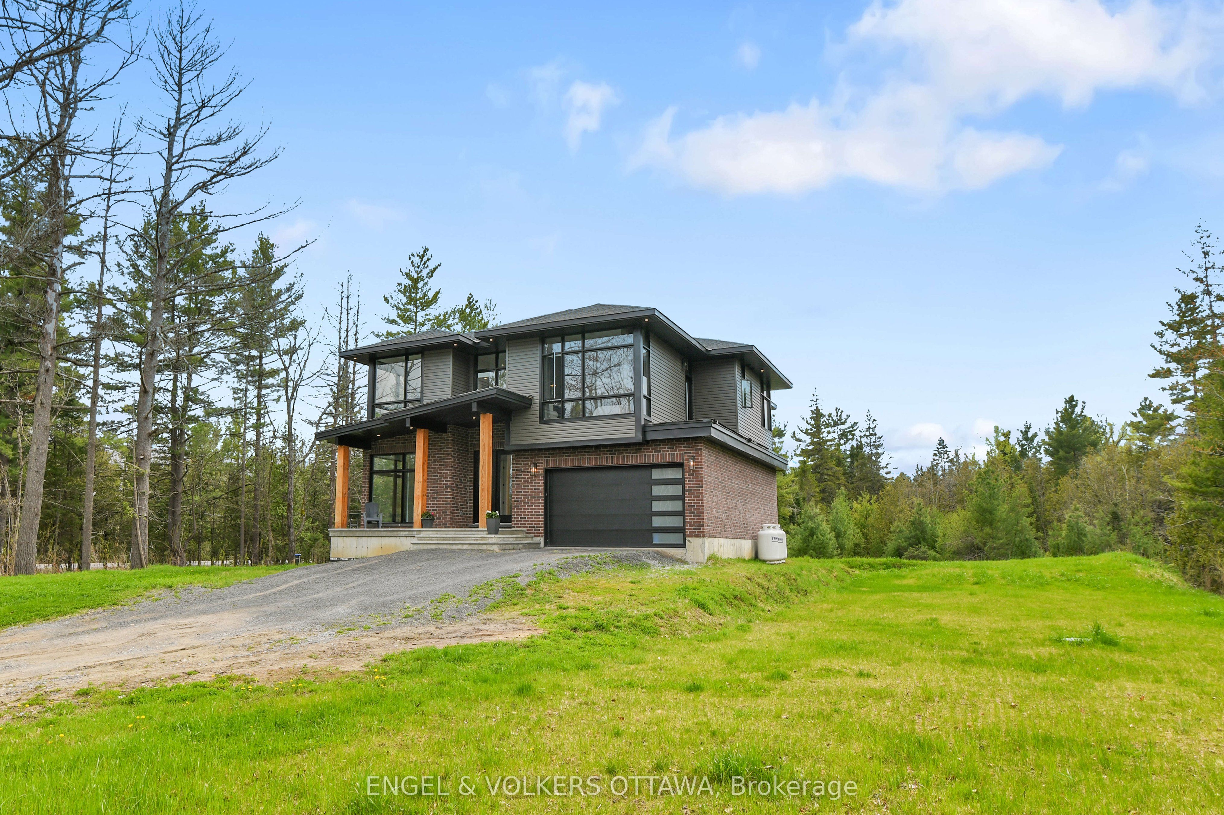 2068 RICHMOND Road, Beckwith, ON K7A 4S7