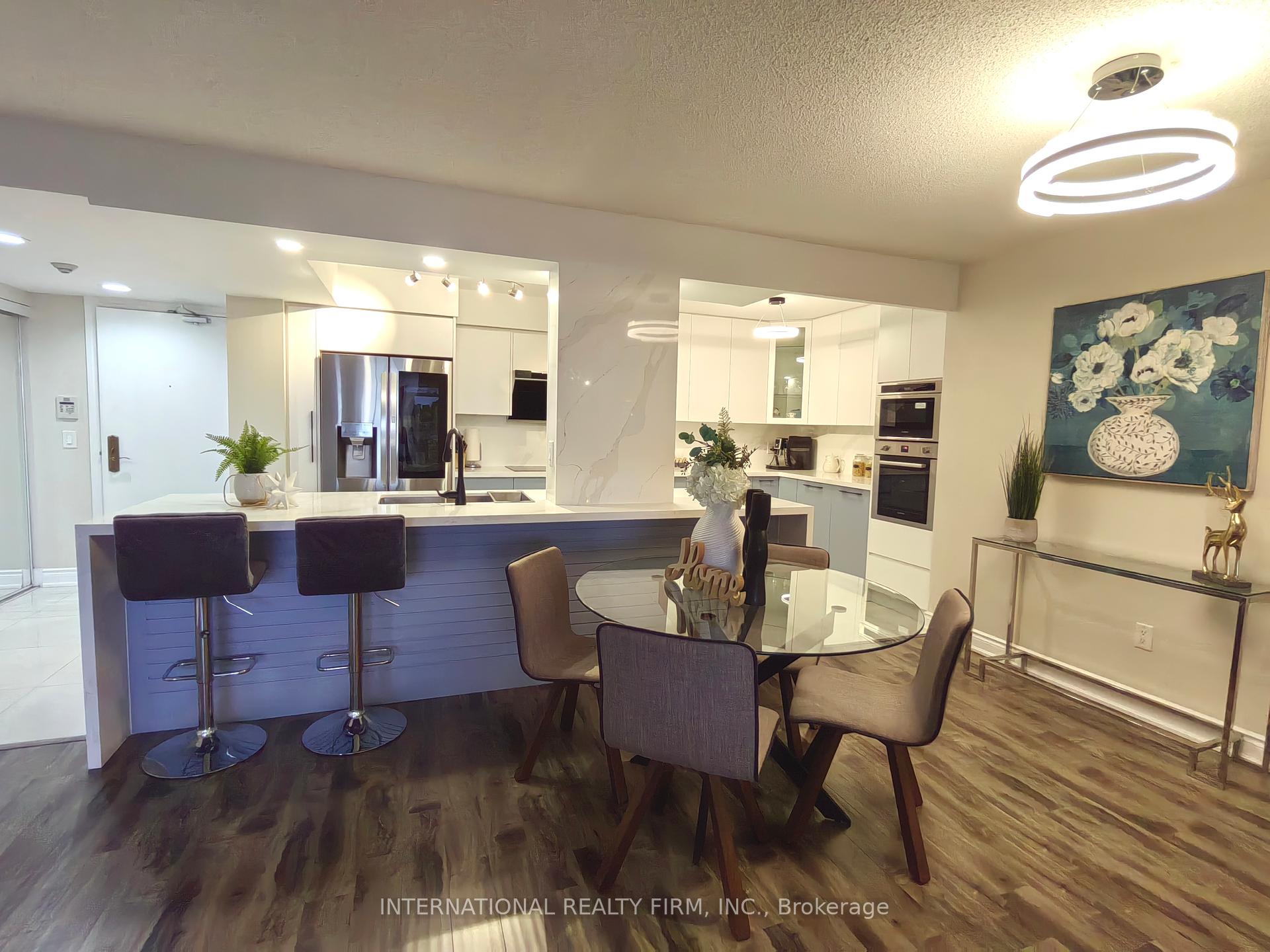 4 Bedrooms Condo at 880 Grandview, Toronto For sale