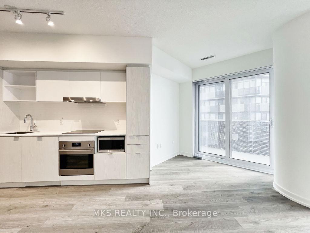 2 Bedrooms Condo at 55 Cooper,  Toronto For sale