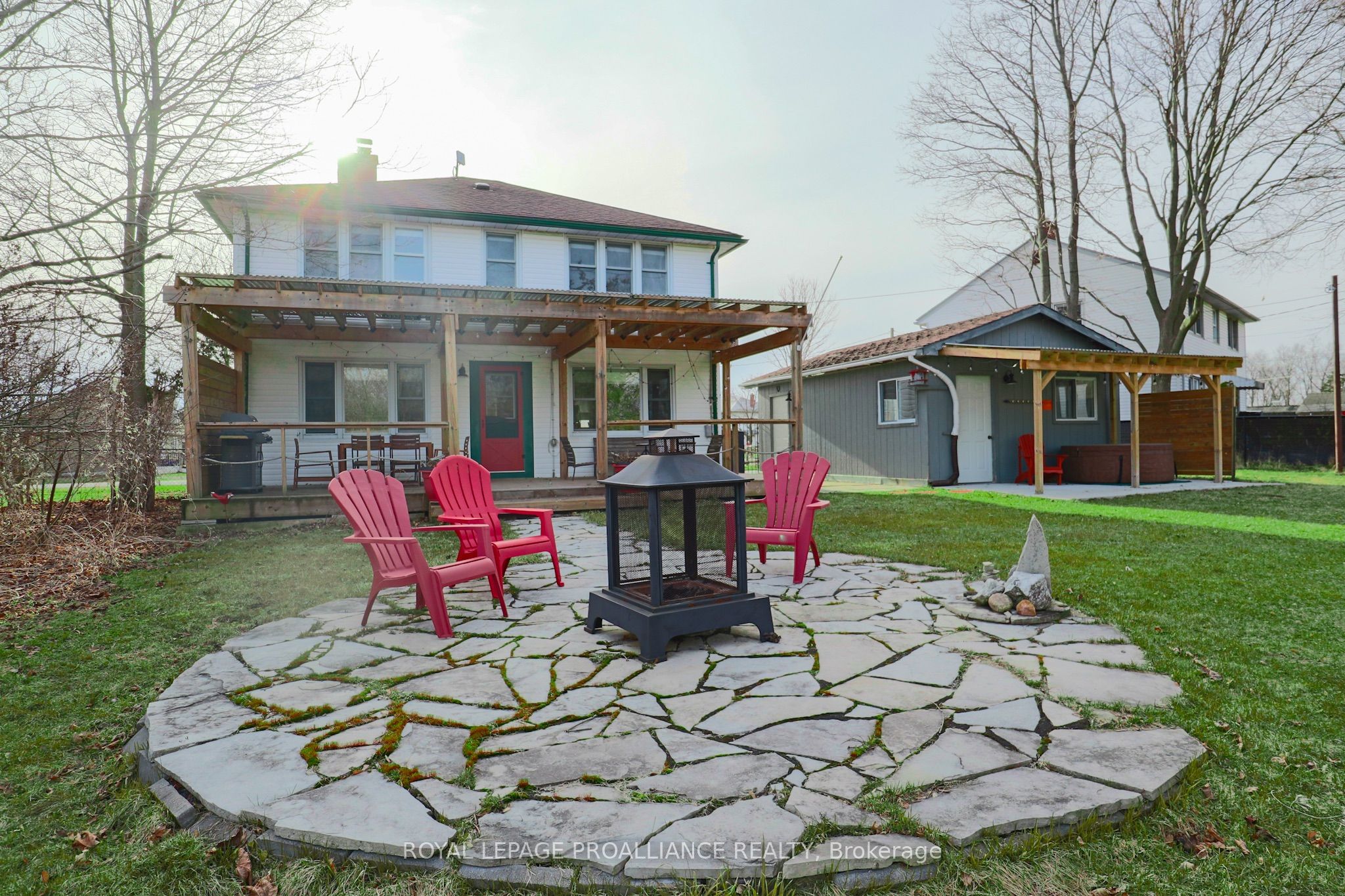 24 Ortona Crescent, Prince Edward County Hallowell