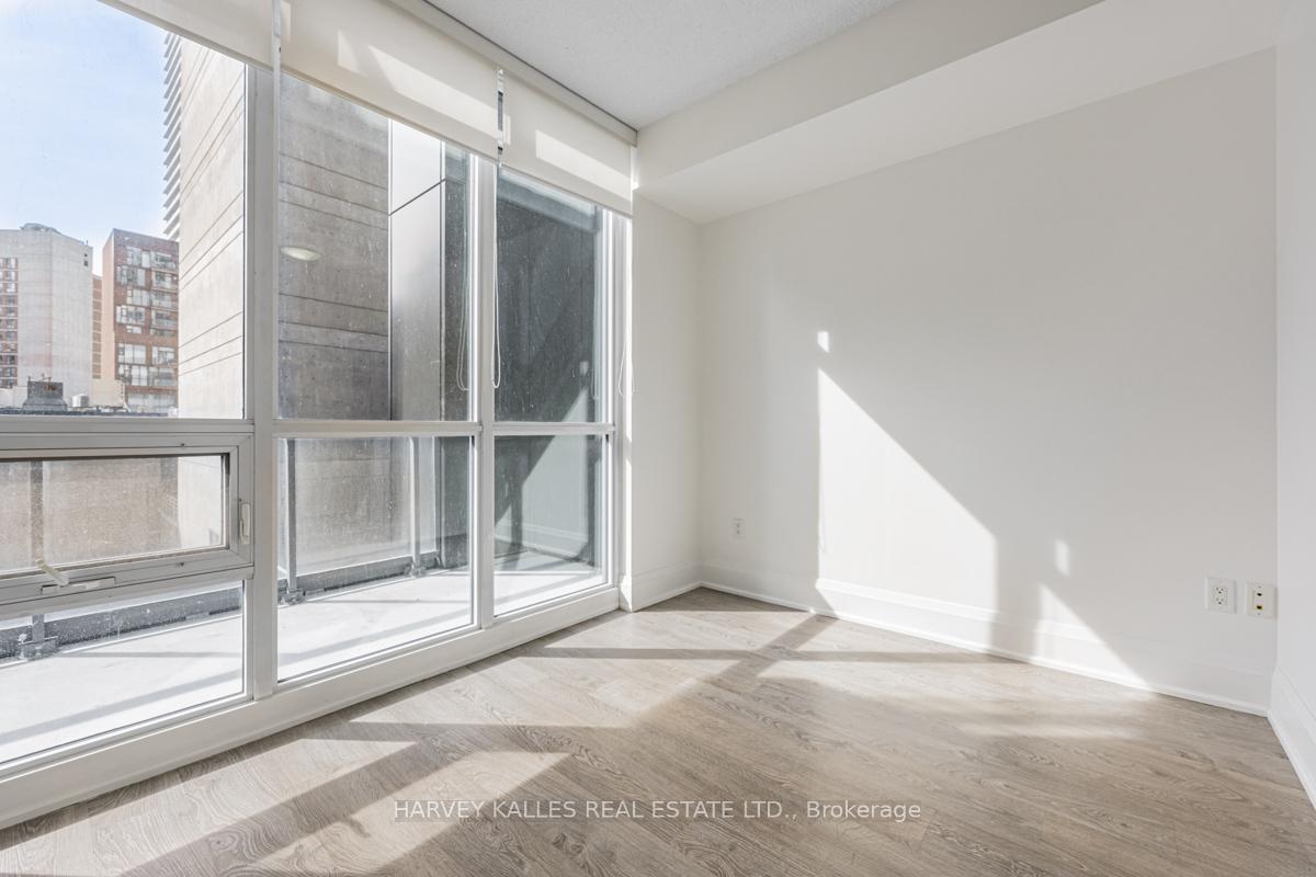 30 Roehampton Avenue 413