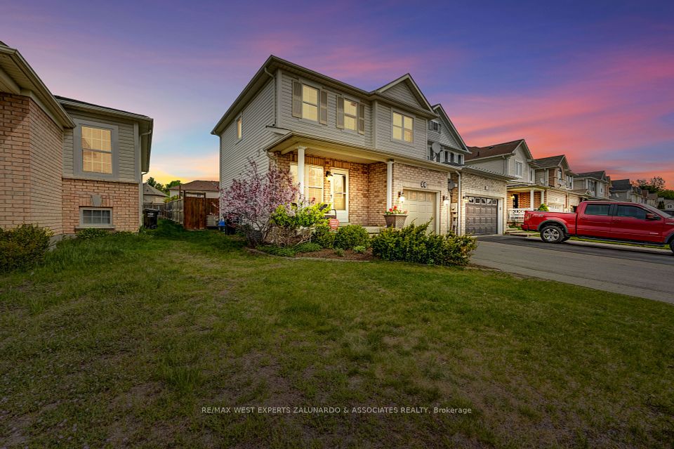 20 Truax Crescent, Essa, ON L0M 1B4