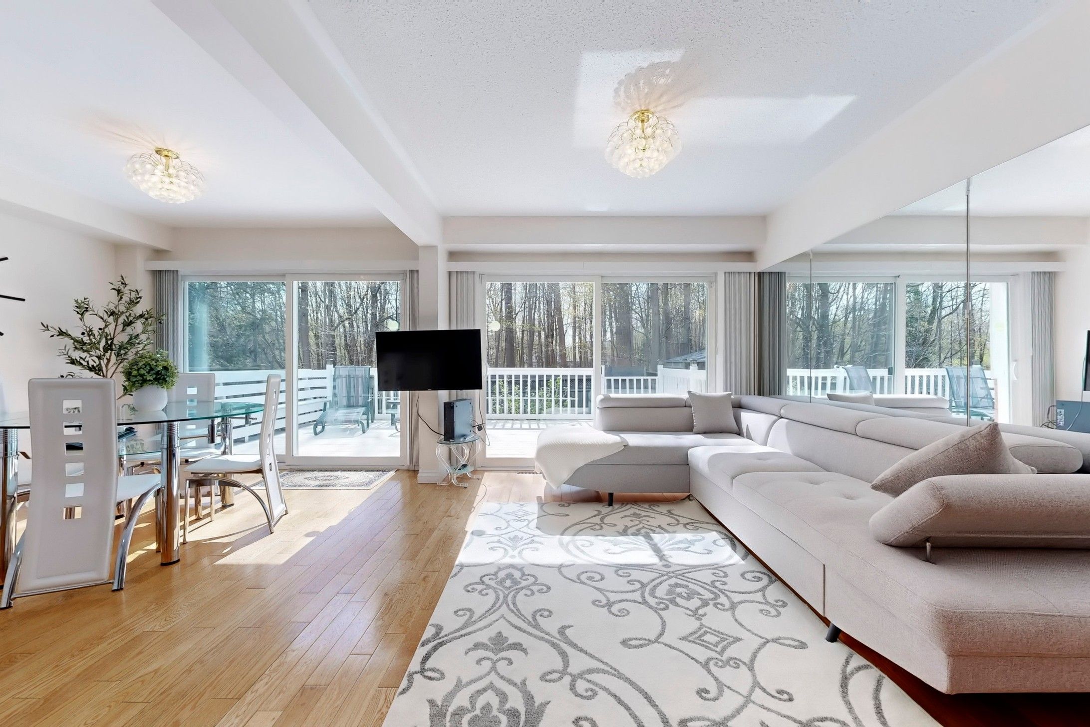 84 Piperbrook Crescent
