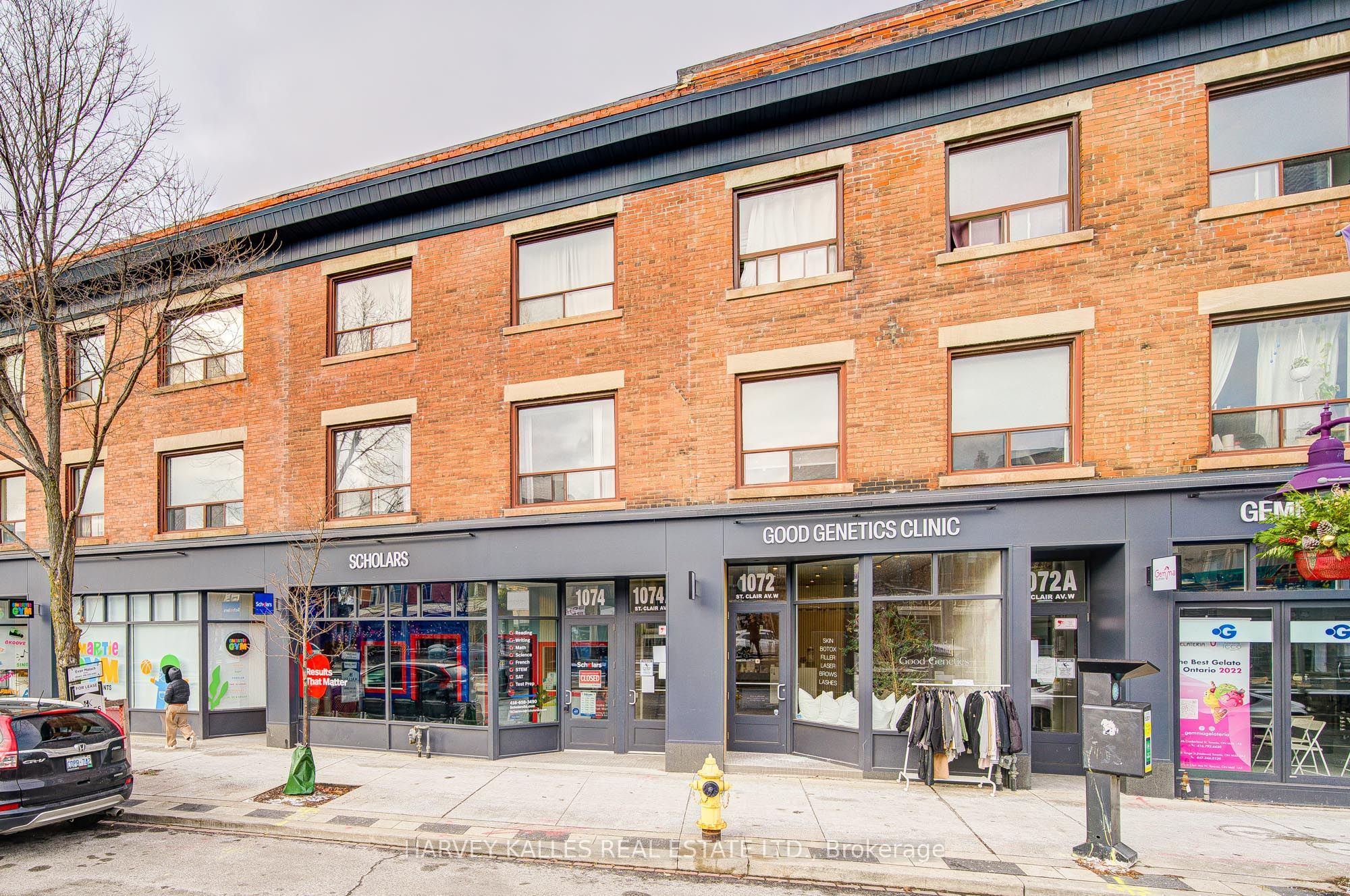 1074 St Clair Avenue W 2