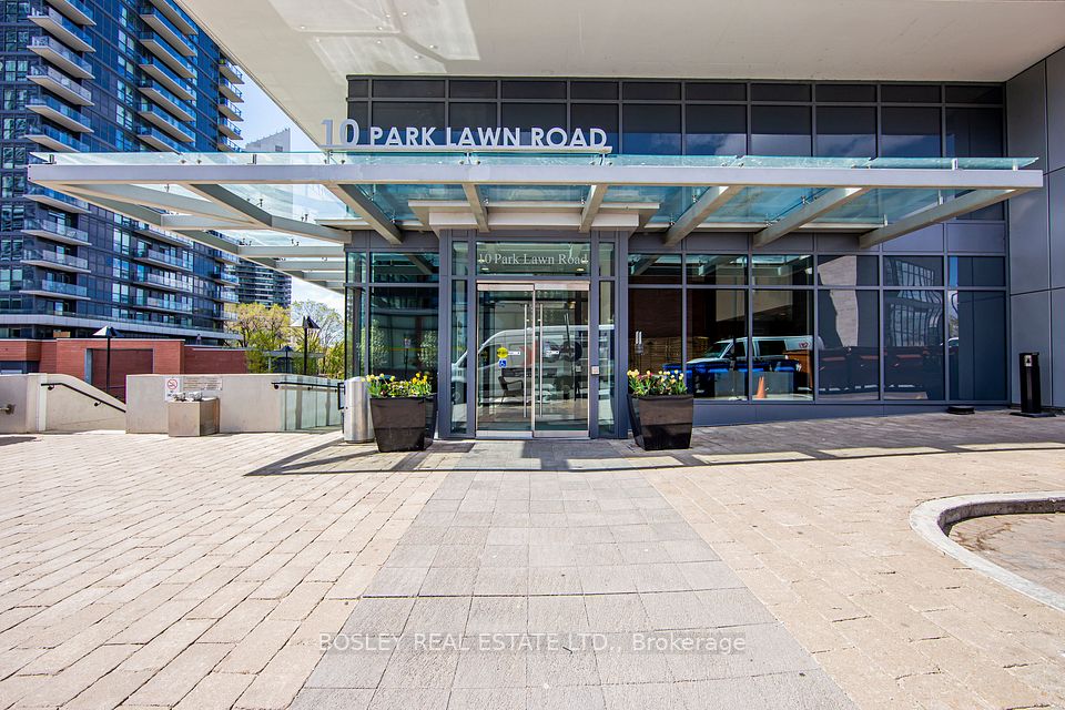 10 Park Lawn Road