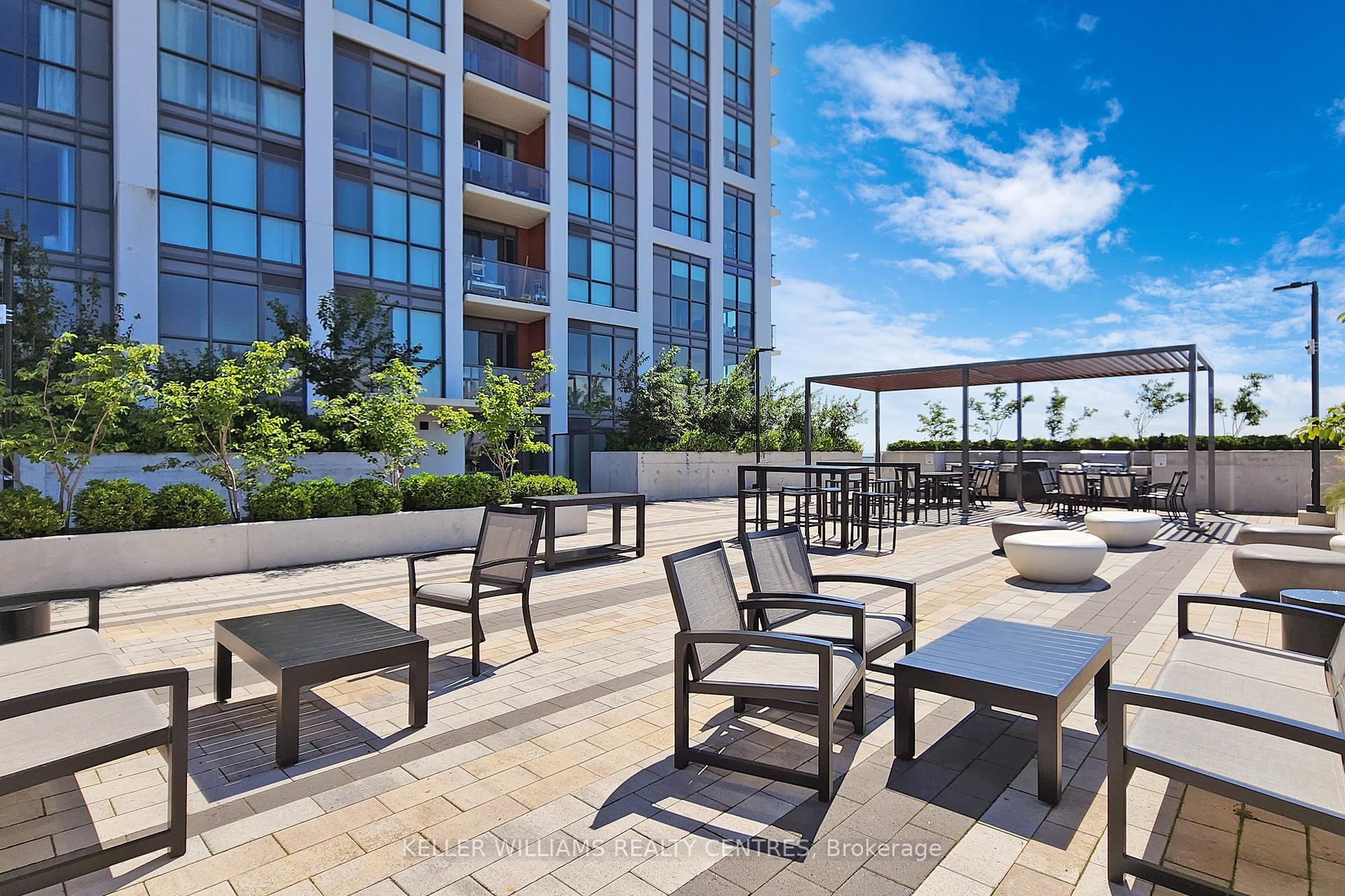 2 Bedrooms Condo at 50 Thomas Riley, Toronto For sale