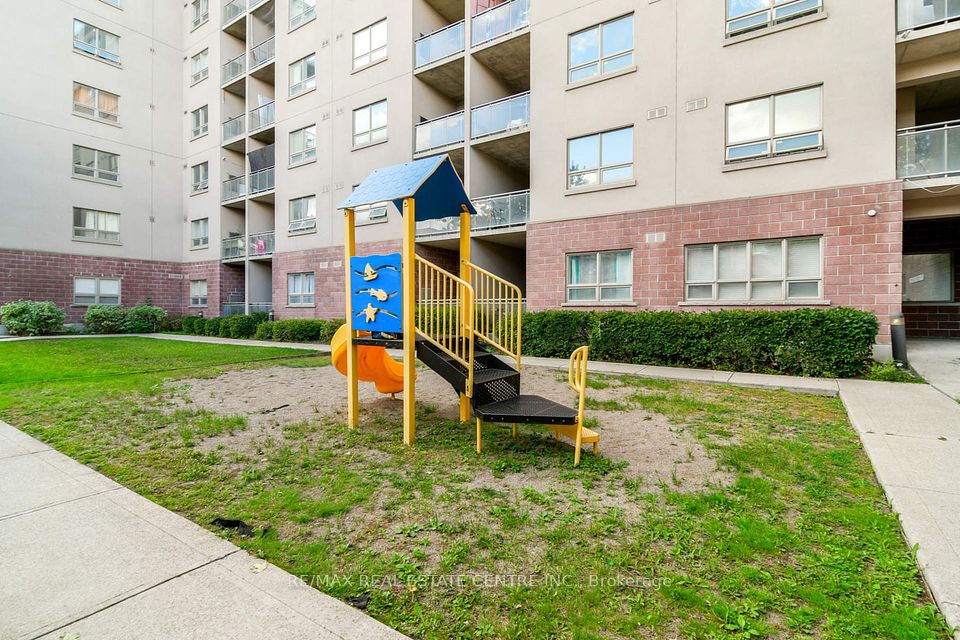 7405 Goreway