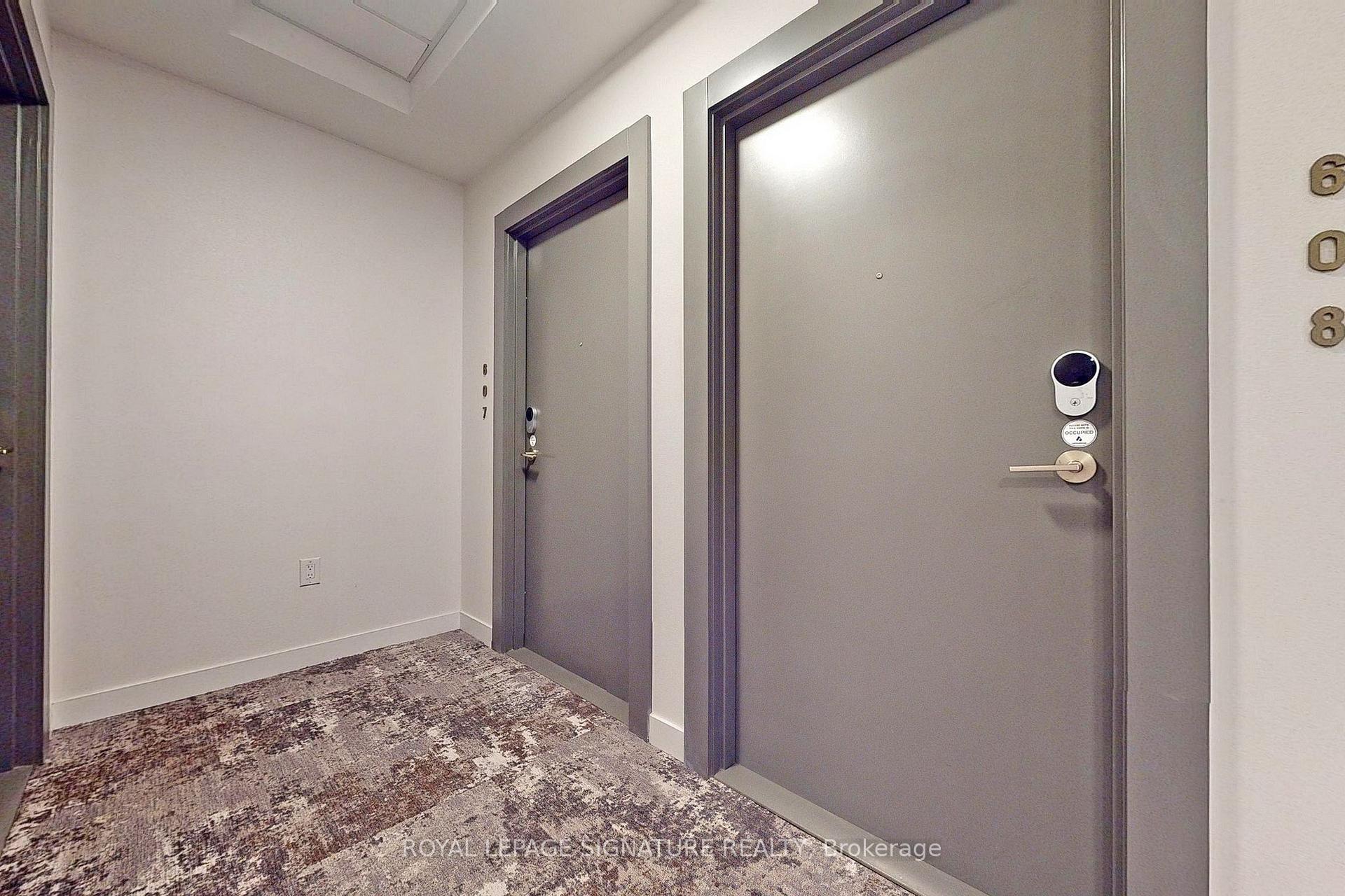 2 Bedrooms Condo at 9 Tecumseth, Toronto For sale