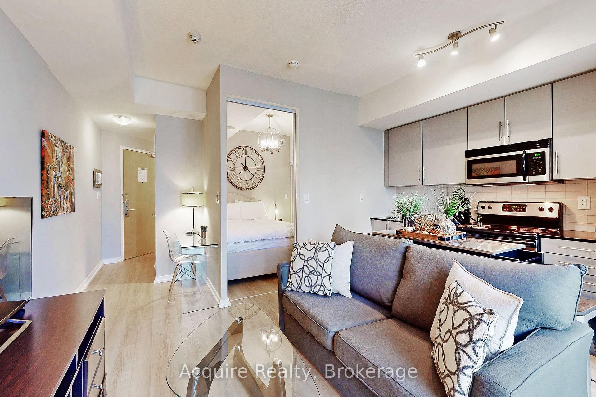 1 Bedroom Condo at 55 Bremner, Toronto For sale