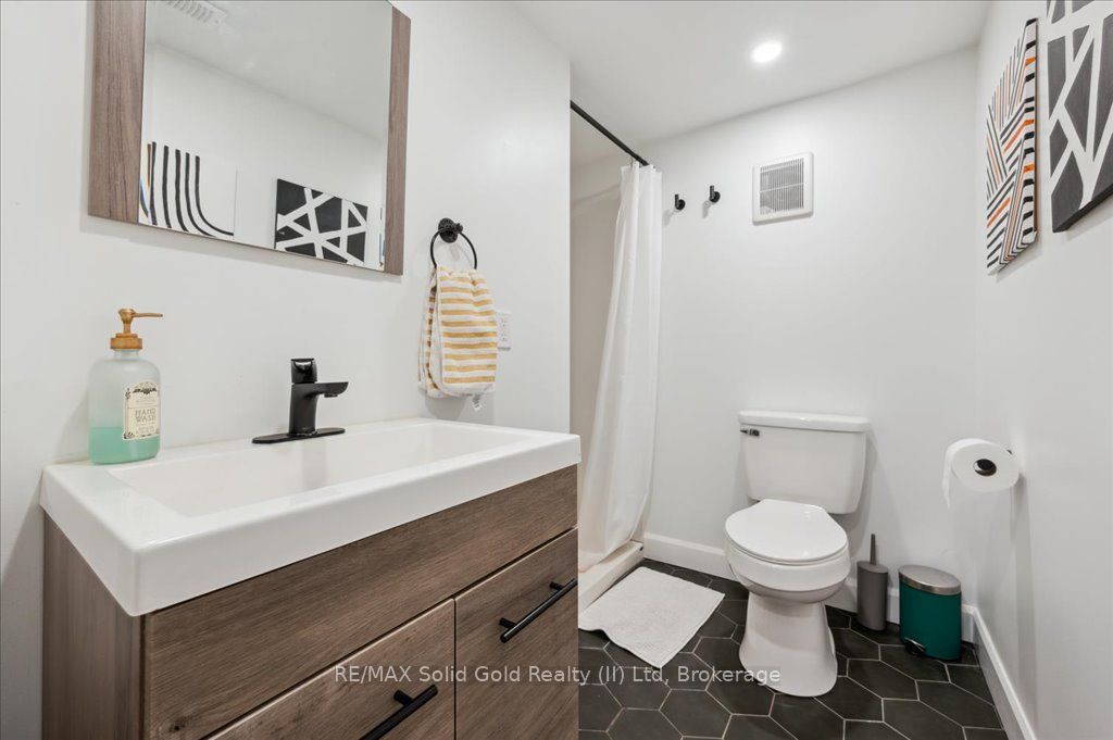 104 Kingswood Drive, #17