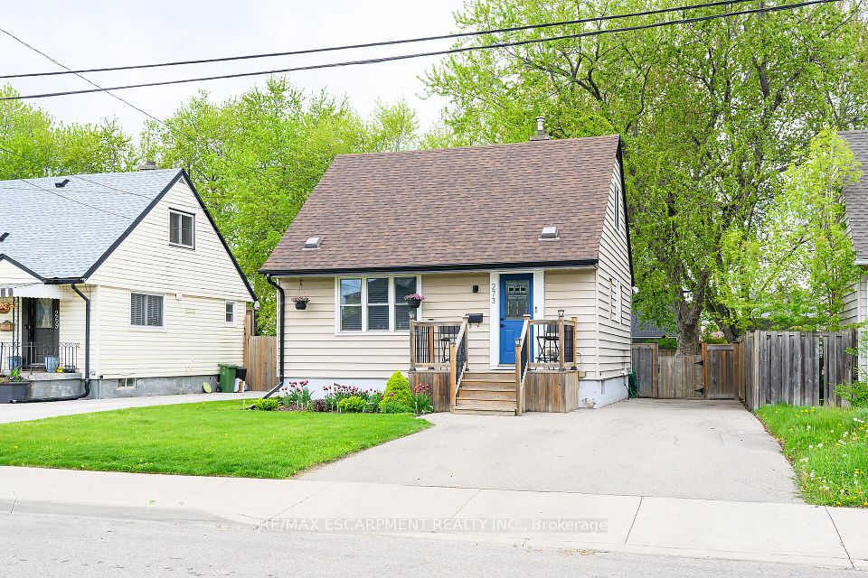 273 Adair