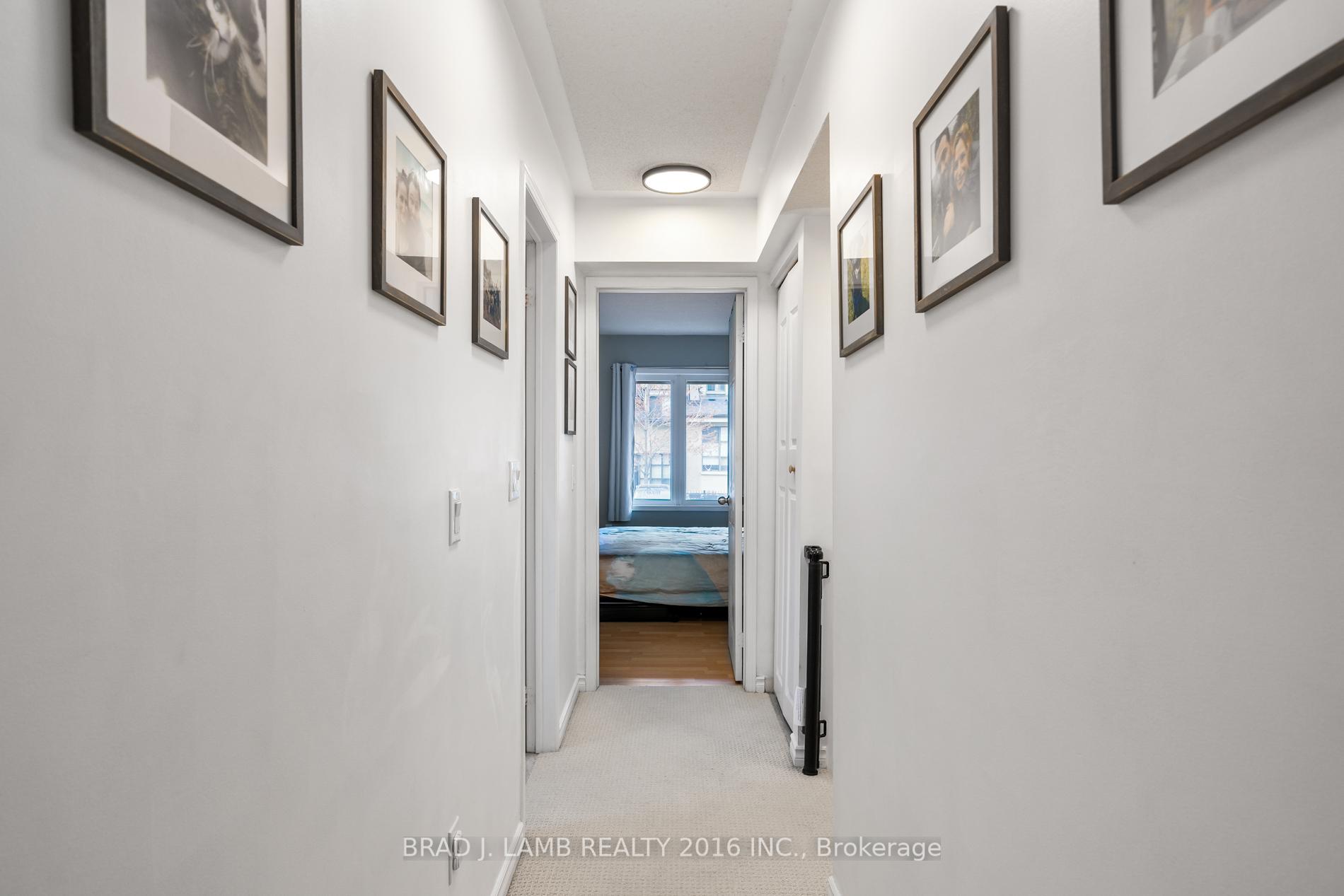 3 Bedrooms Condo at 262 St. Helens, Toronto For sale