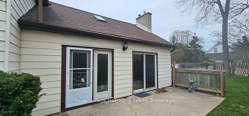 #Apt. B - 43 Trafalgar Street, Goderich, ON N7A 1T3