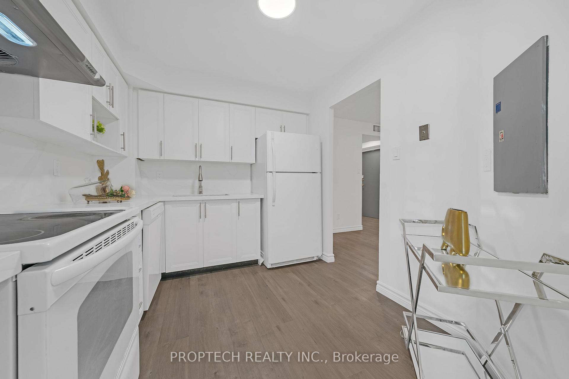 3 Bedrooms Condo at 5795 Yonge, Toronto For sale