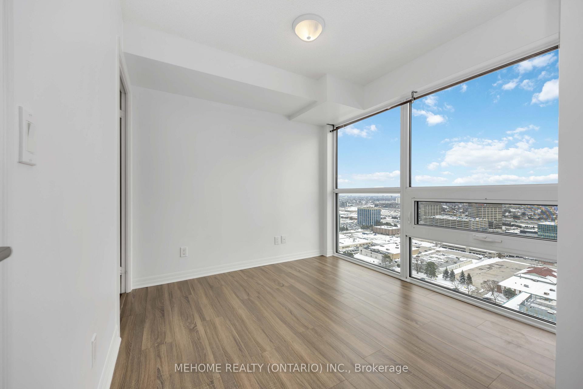 2 Bedrooms Condo at 275 Yorkland, Toronto For sale