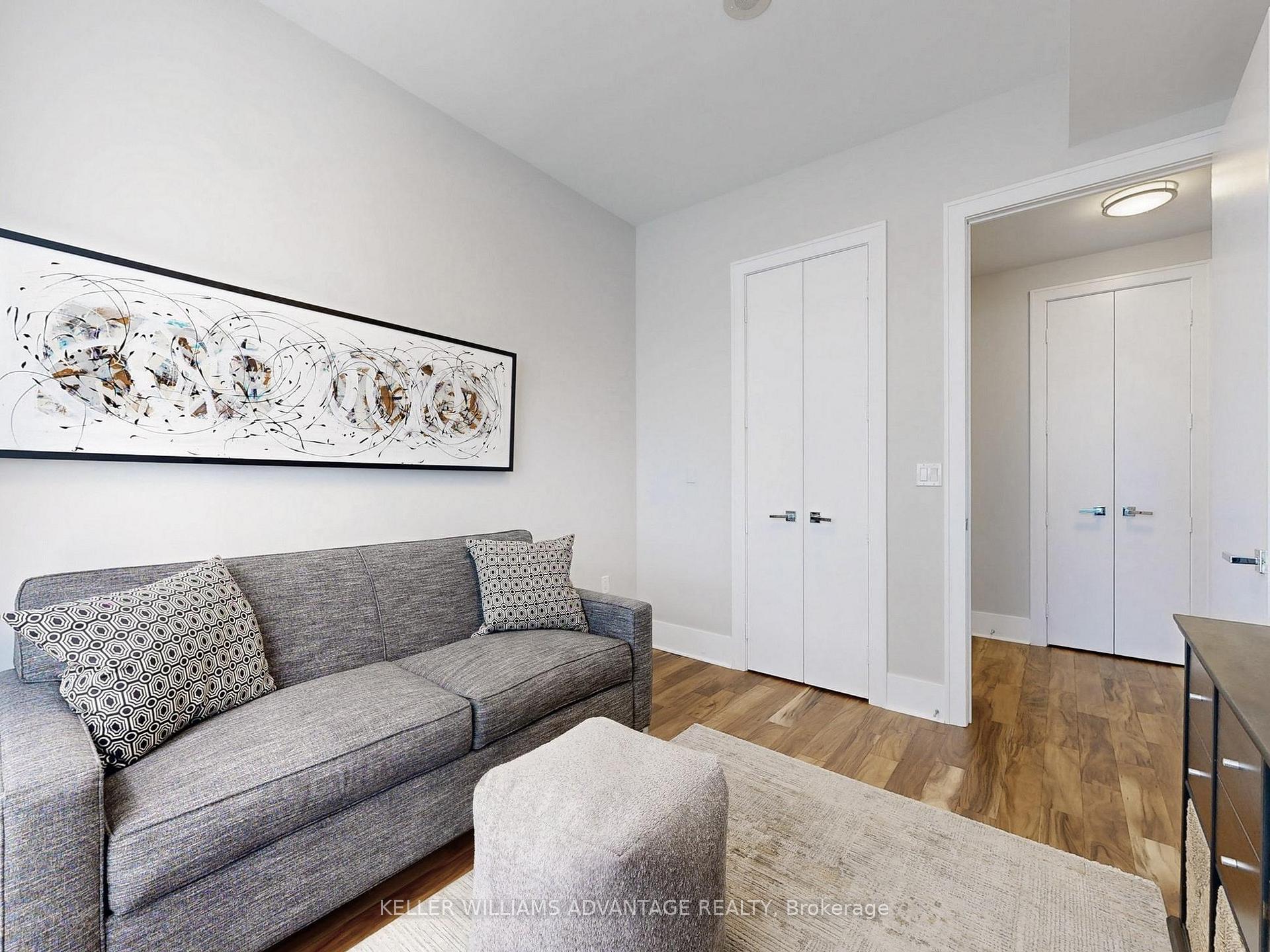 2 Bedrooms Condo at 29 Queens, Toronto For sale