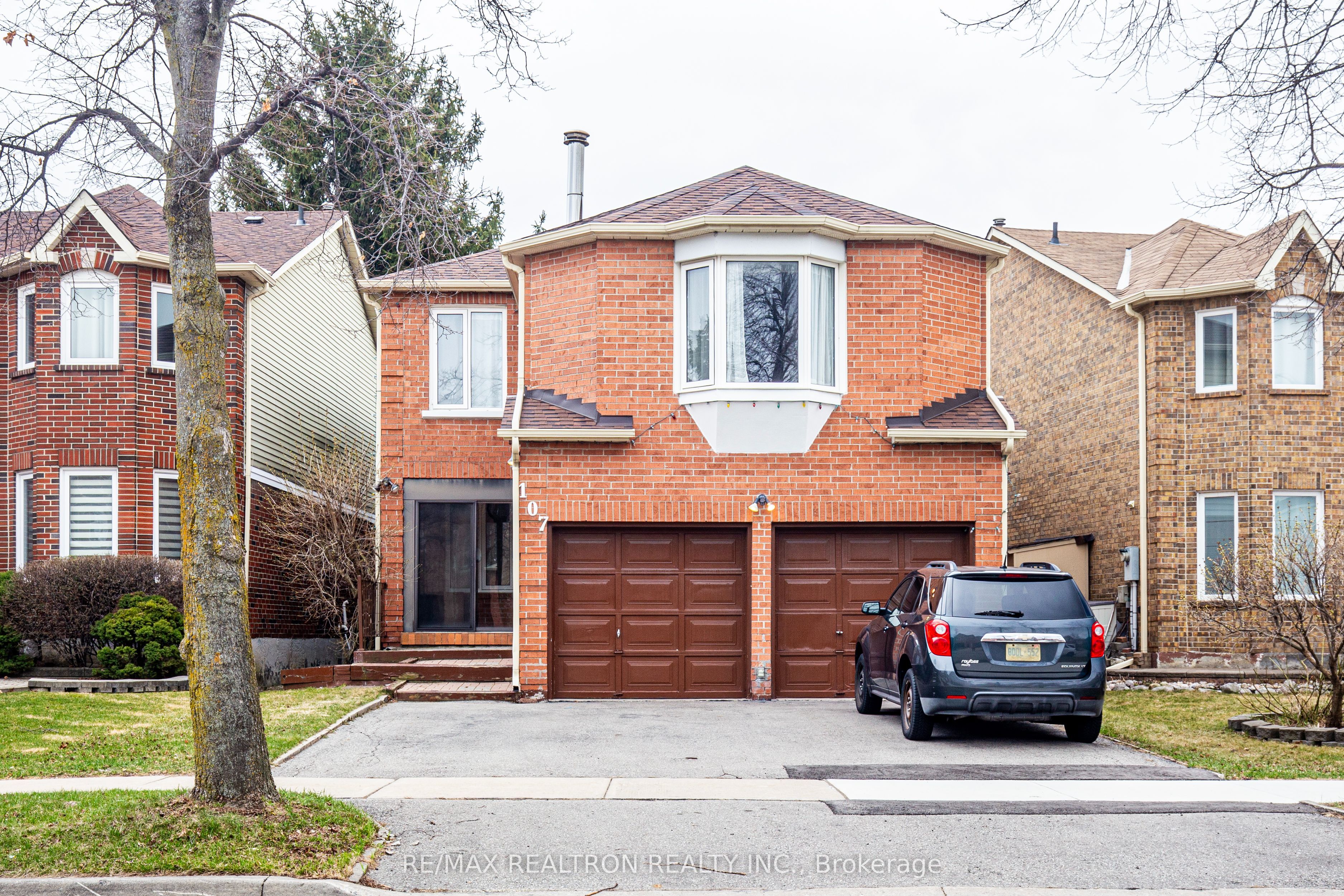 107 Brownridge Drive, Vaughan, ON L4J 7B5
