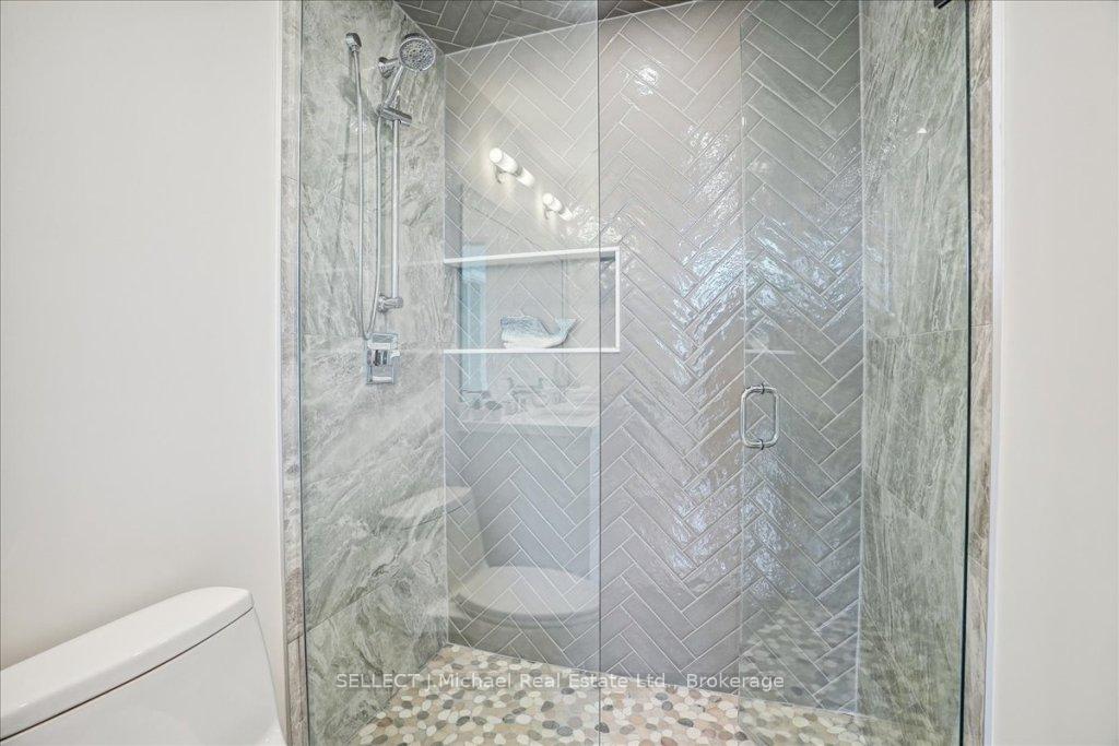2 Bedrooms Condo at 2750 KING,  Hamilton For sale