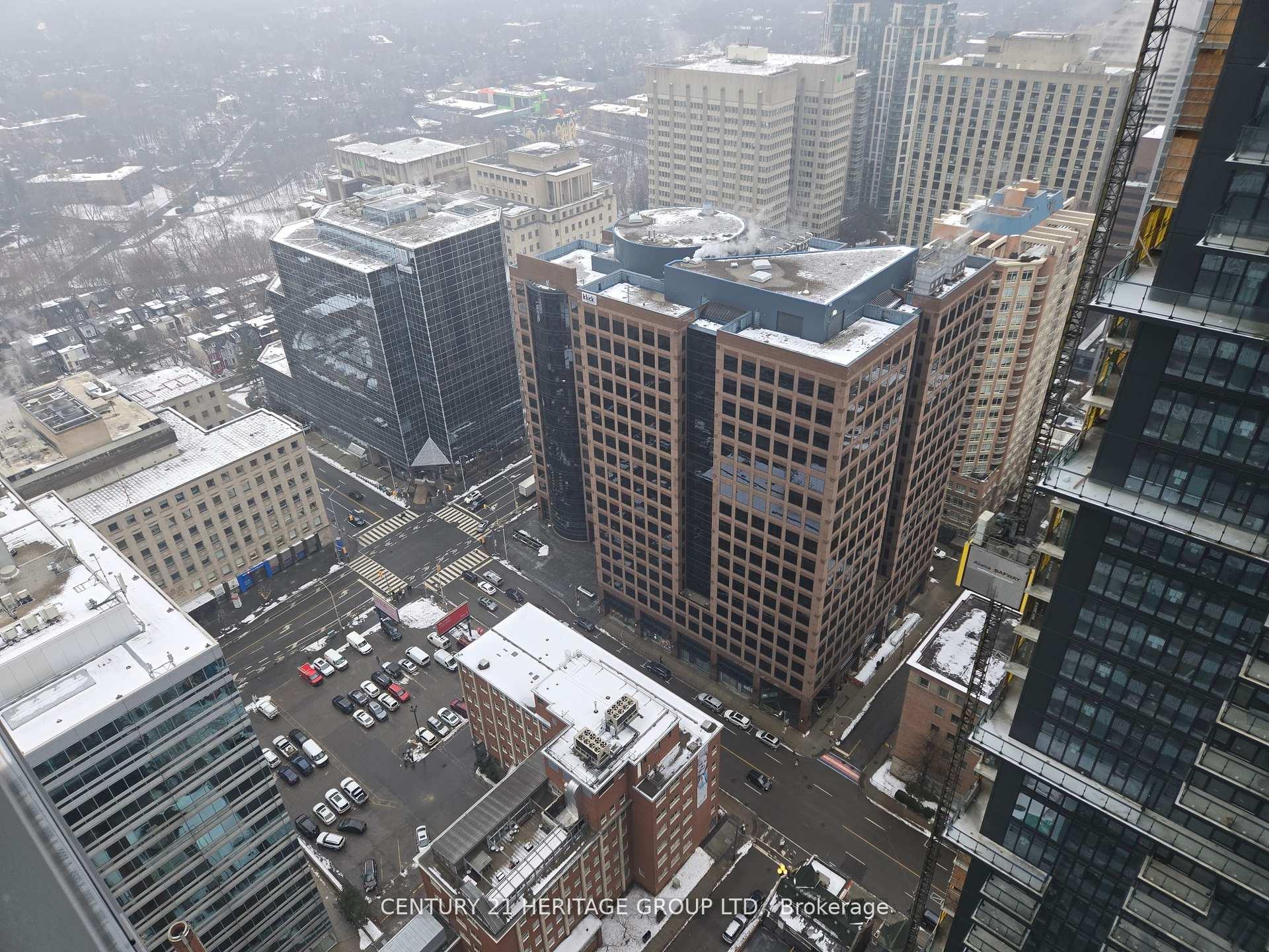 Condo at 50 Charles, Toronto For sale