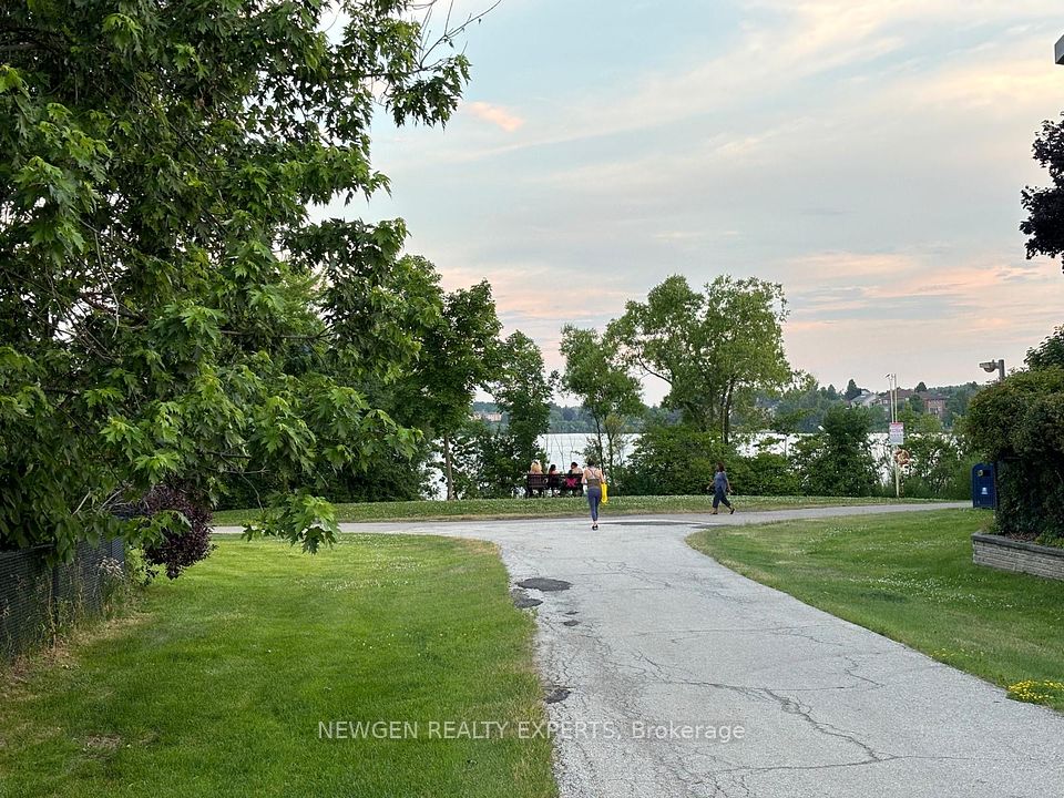 #Bsmnt - 22 Piccadilly Place, Brampton, ON L6S 5E2