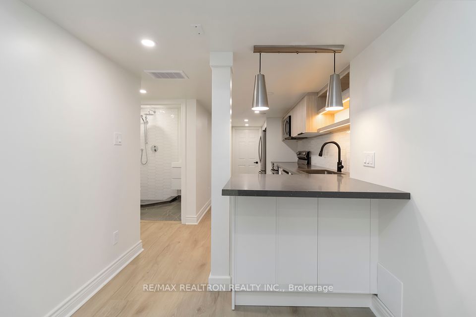 4268 Goldenrod