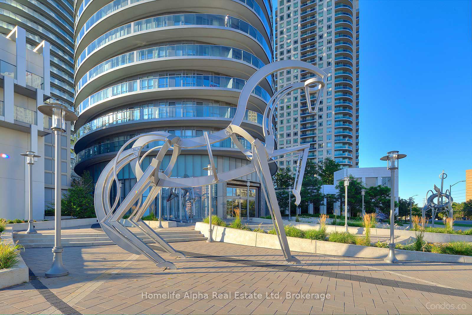 2 Bedrooms Condo at 60 Absolute, Mississauga For sale