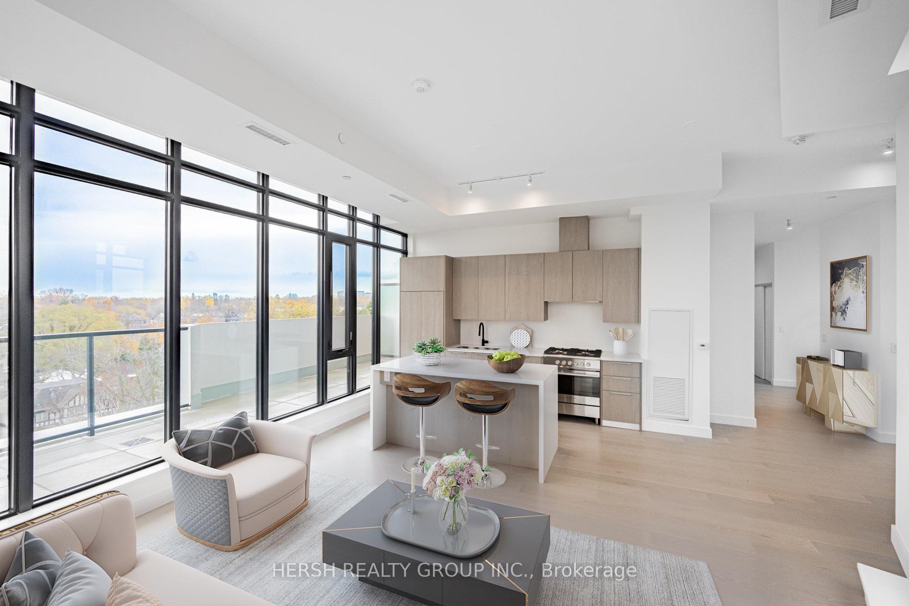 2 Bedrooms Condo at 160 Kingsway,  Toronto For sale