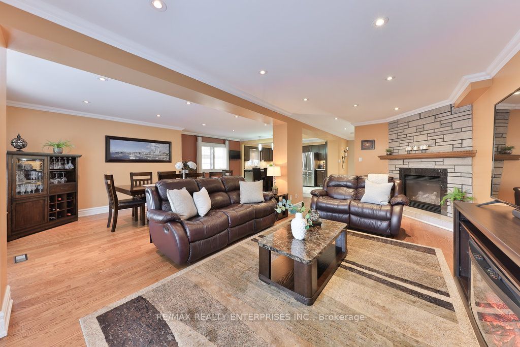 4061 Rolling Valley Drive