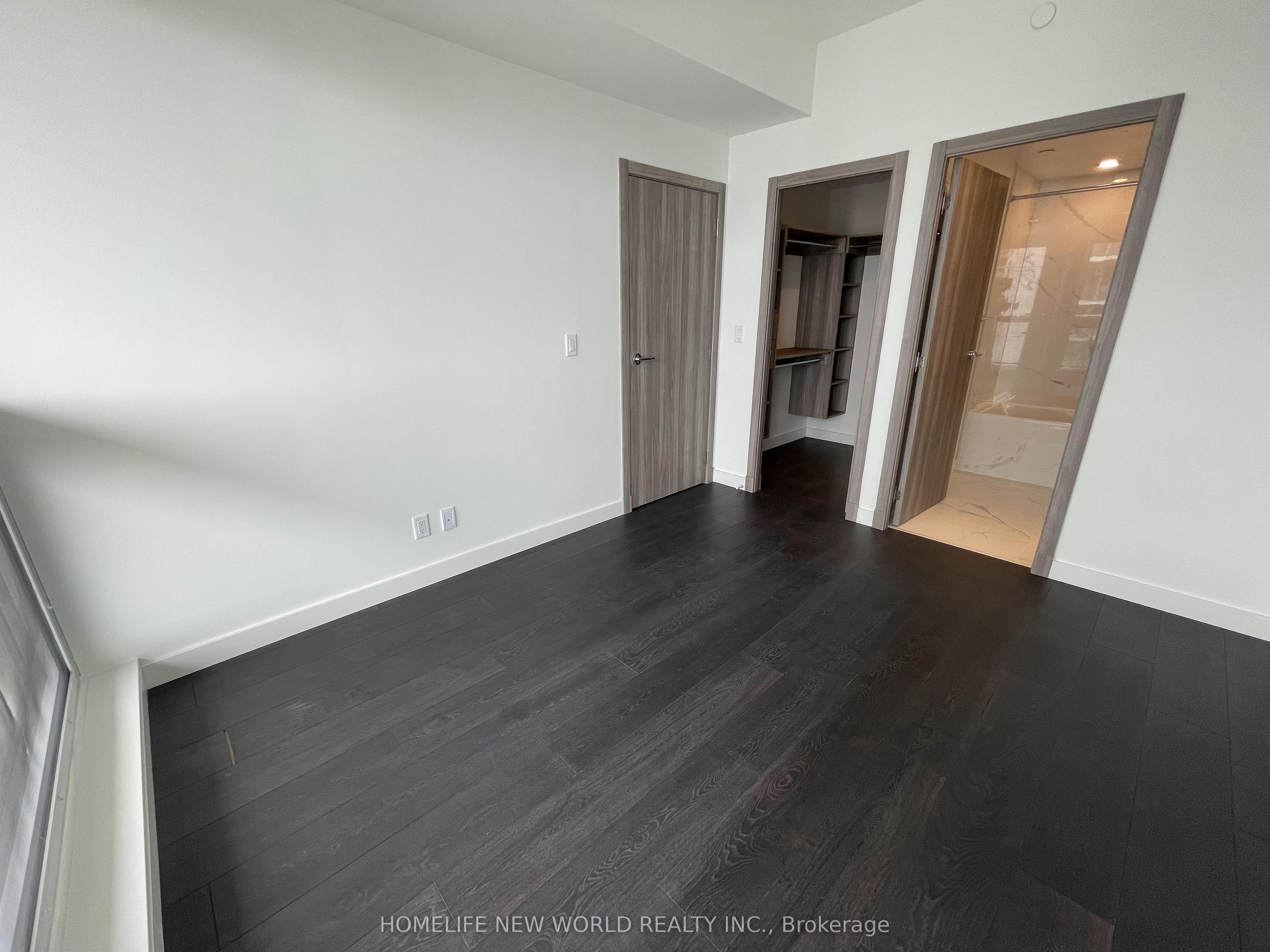 27 Mcmahon Drive, #3001
