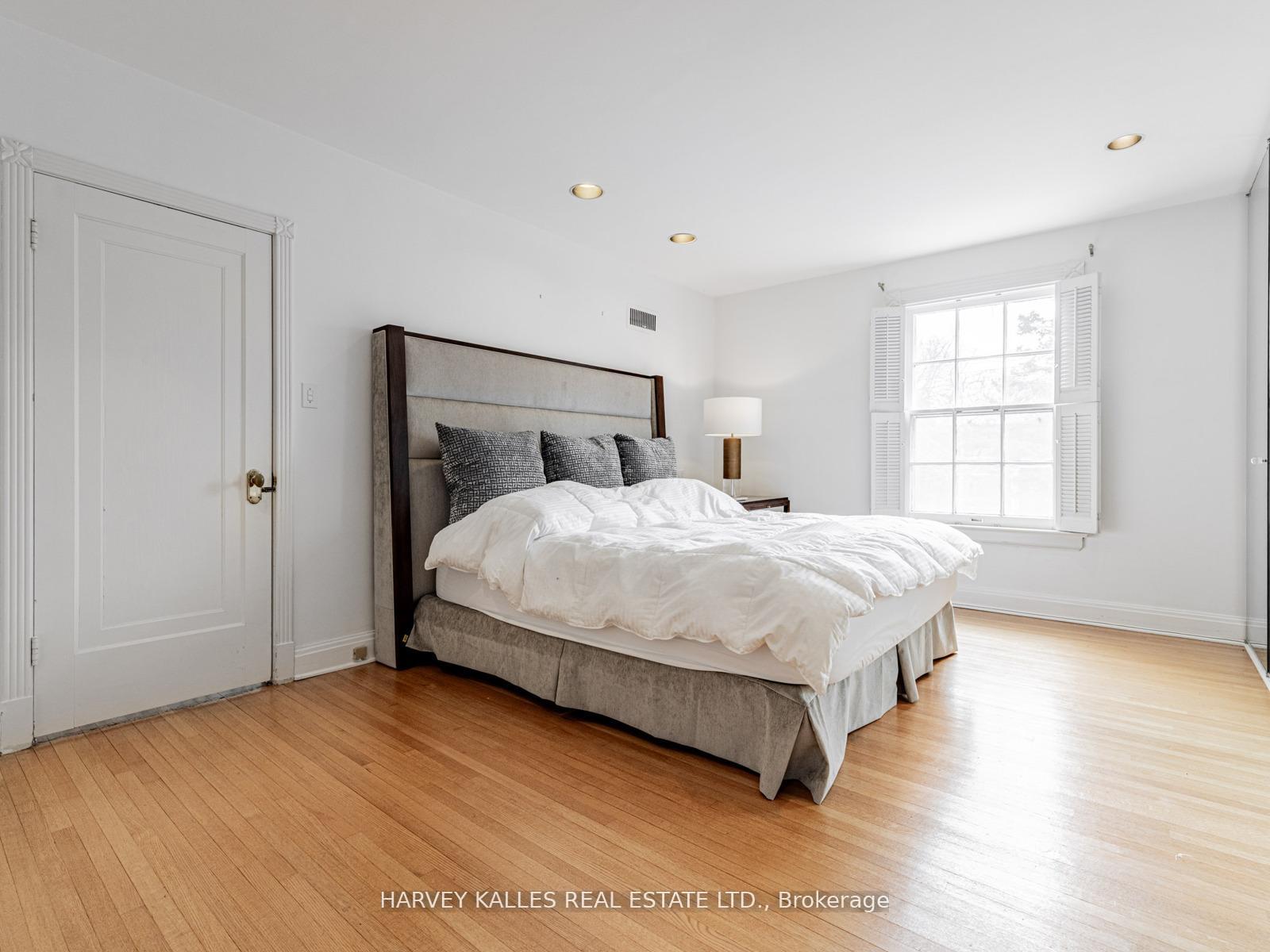 2 Silverwood Avenue