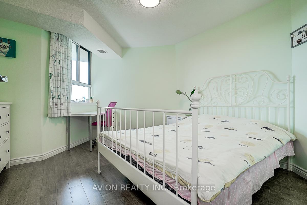 2 Bedrooms Condo at 236 Albion, Toronto For sale